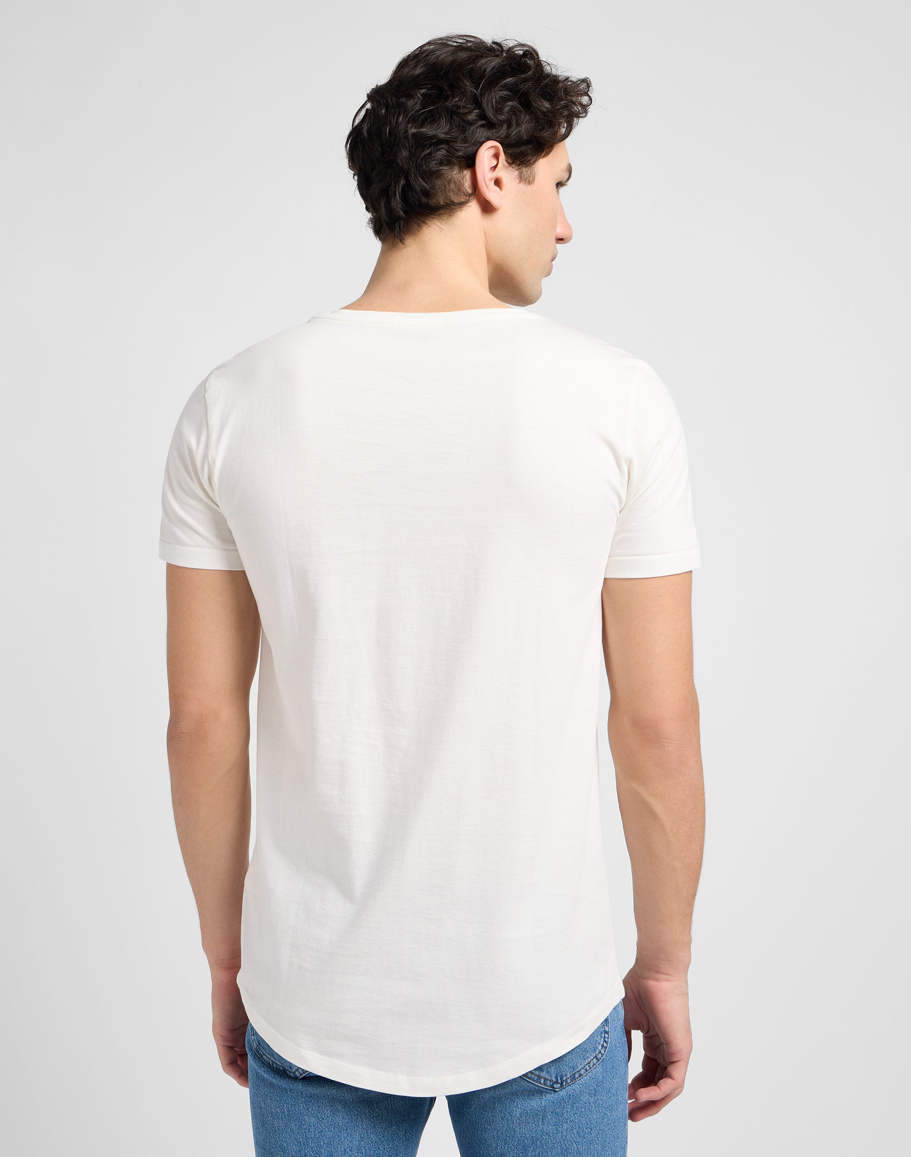 T-shirt sagomata in T-shirt Cloud Dancer Lee