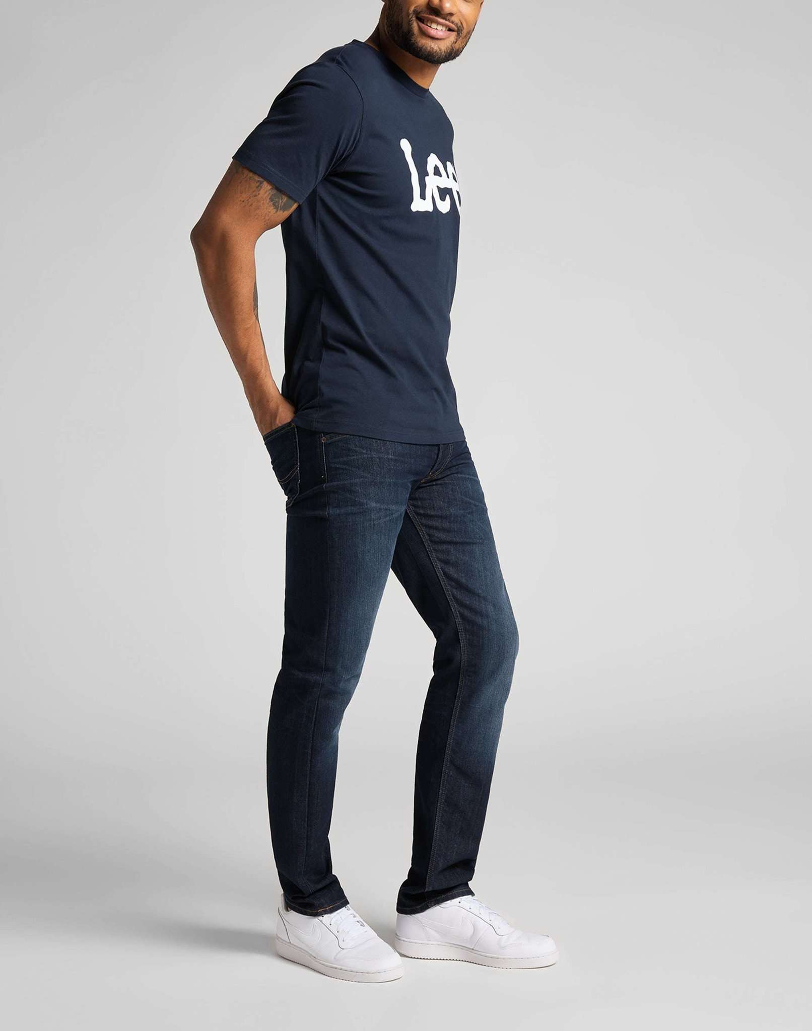 Magliette con logo Wobbly in Marina Lee