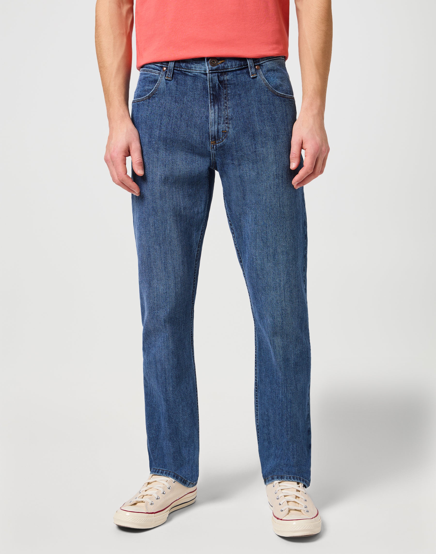 Autentici jeans dritti in pietra media Wrangler