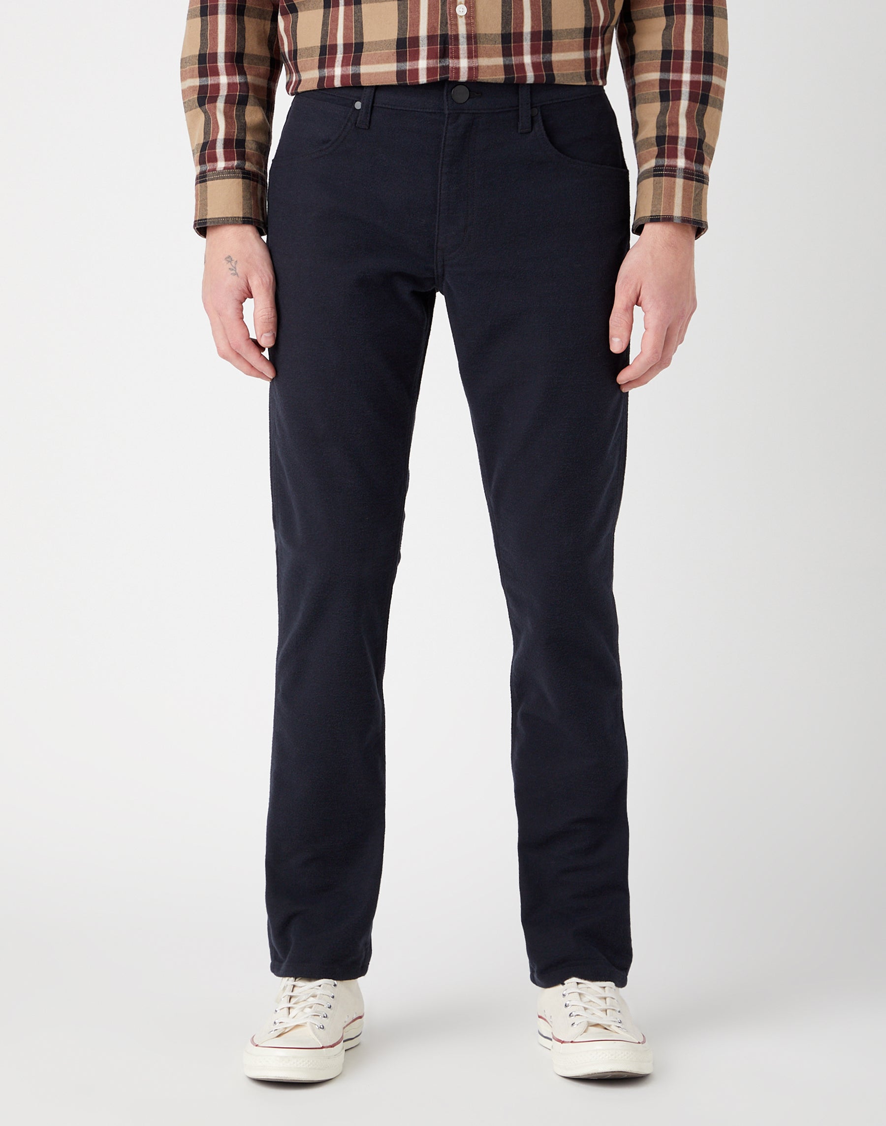 Greensboro Low Stretch in Nero Pantaloni Wrangler