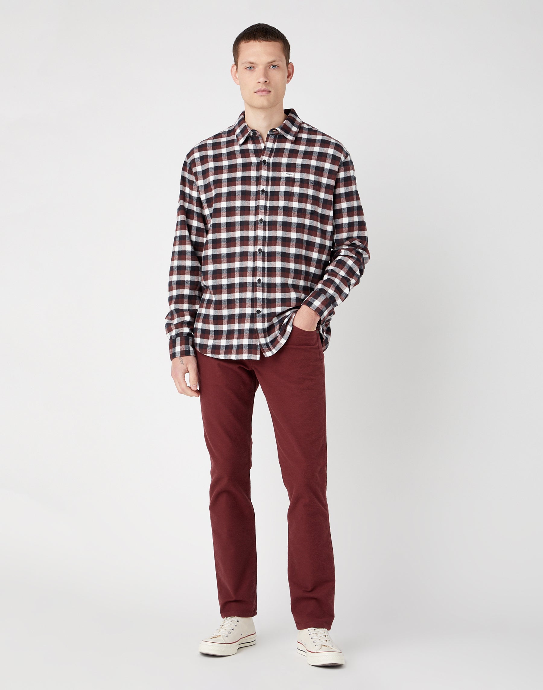 Greensboro Low Stretch in Dahlia Pantaloni Wrangler