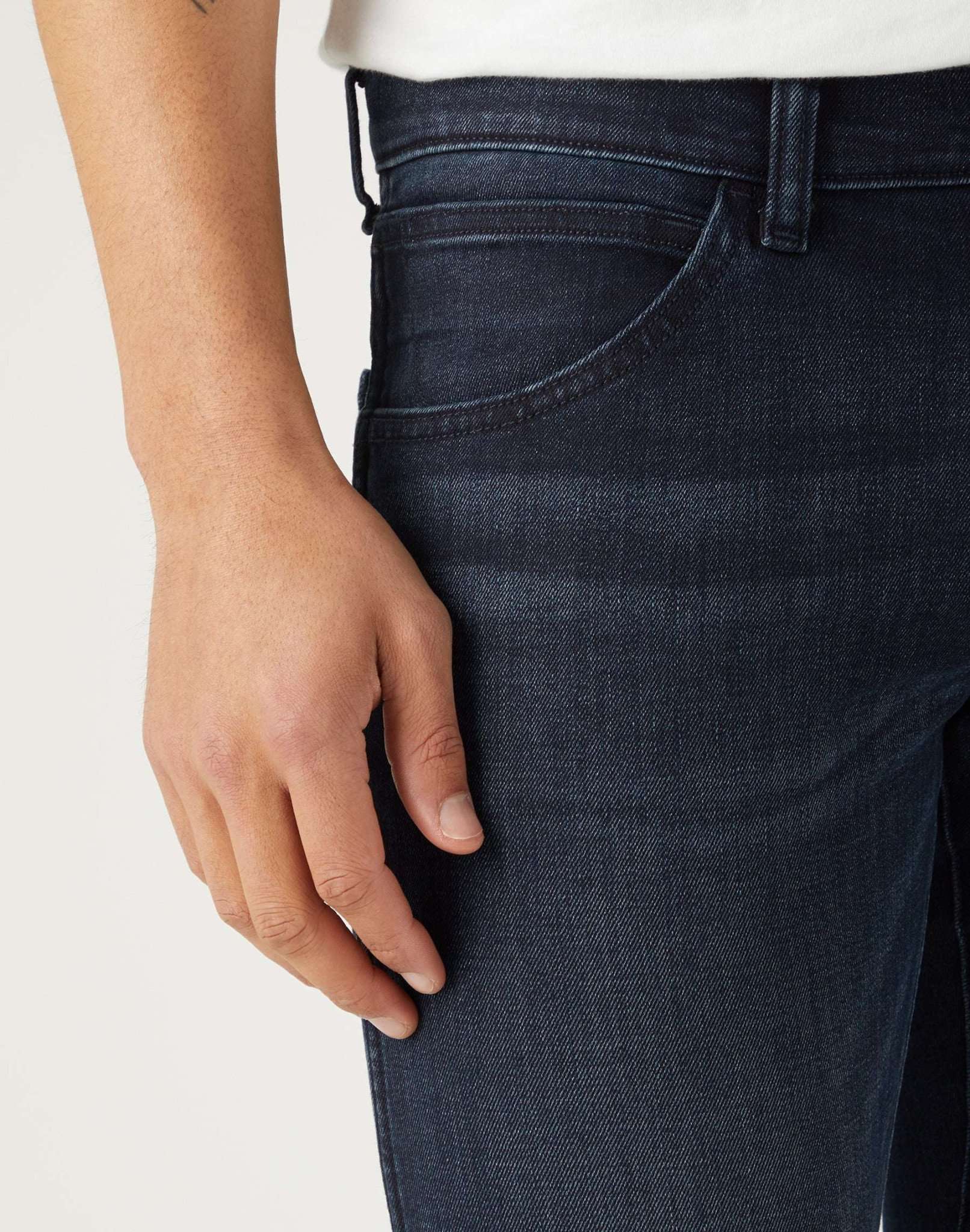 Bryson in jeans Wrangler Dusky Night