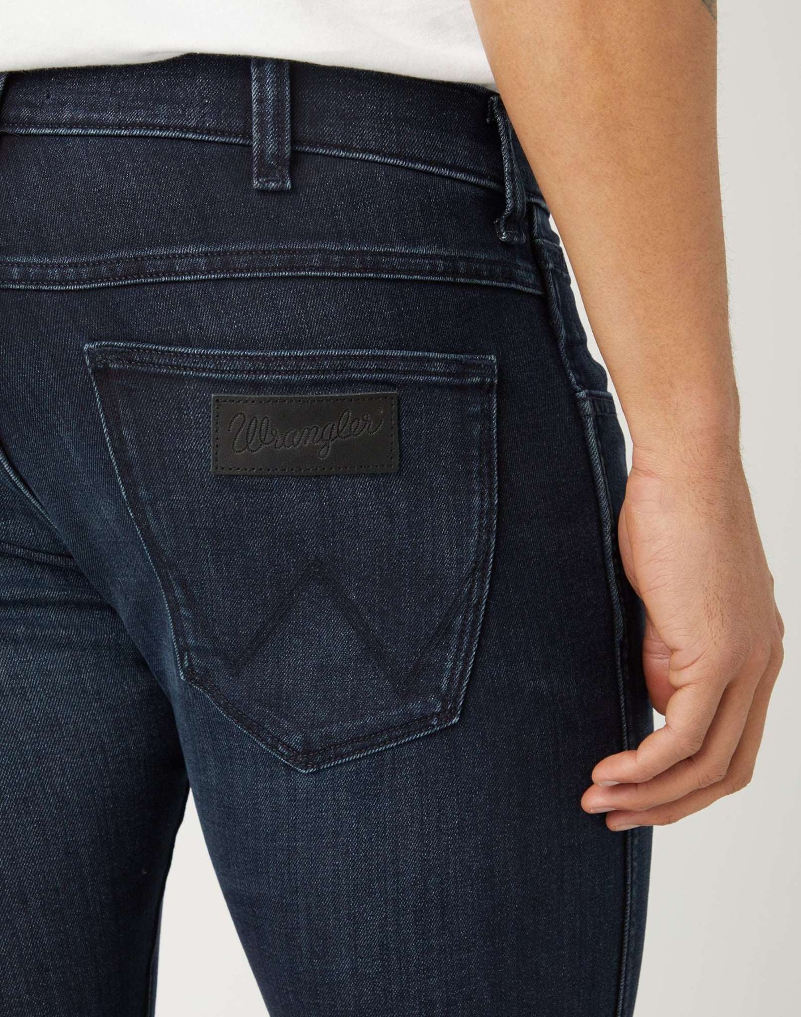 Bryson in jeans Wrangler Dusky Night