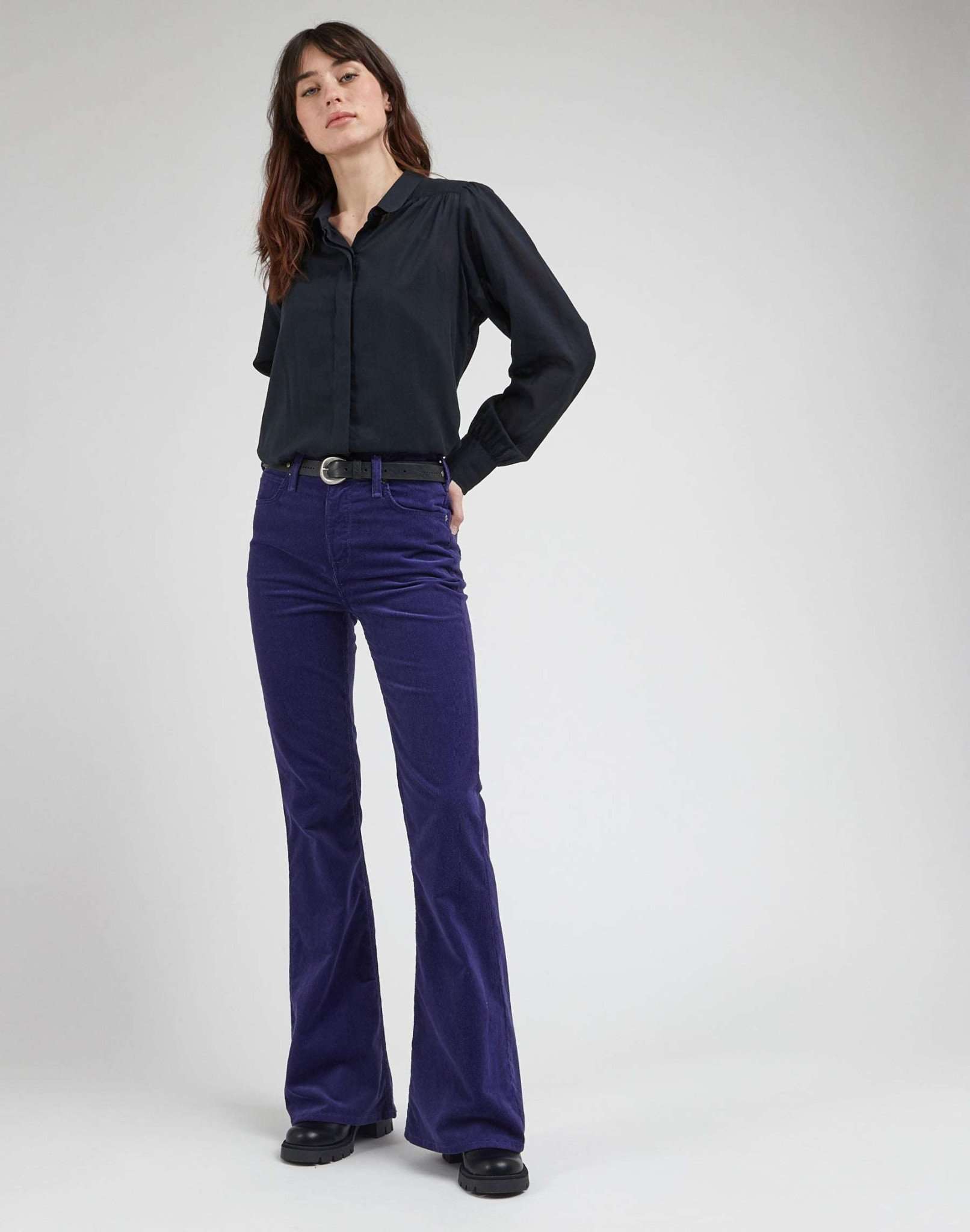 Breese in pantaloni blu Lee