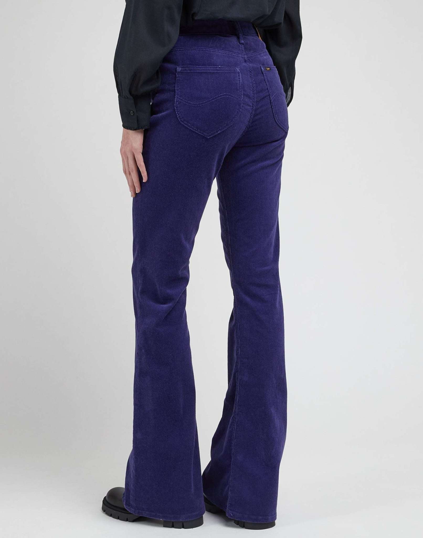 Breese in pantaloni blu Lee