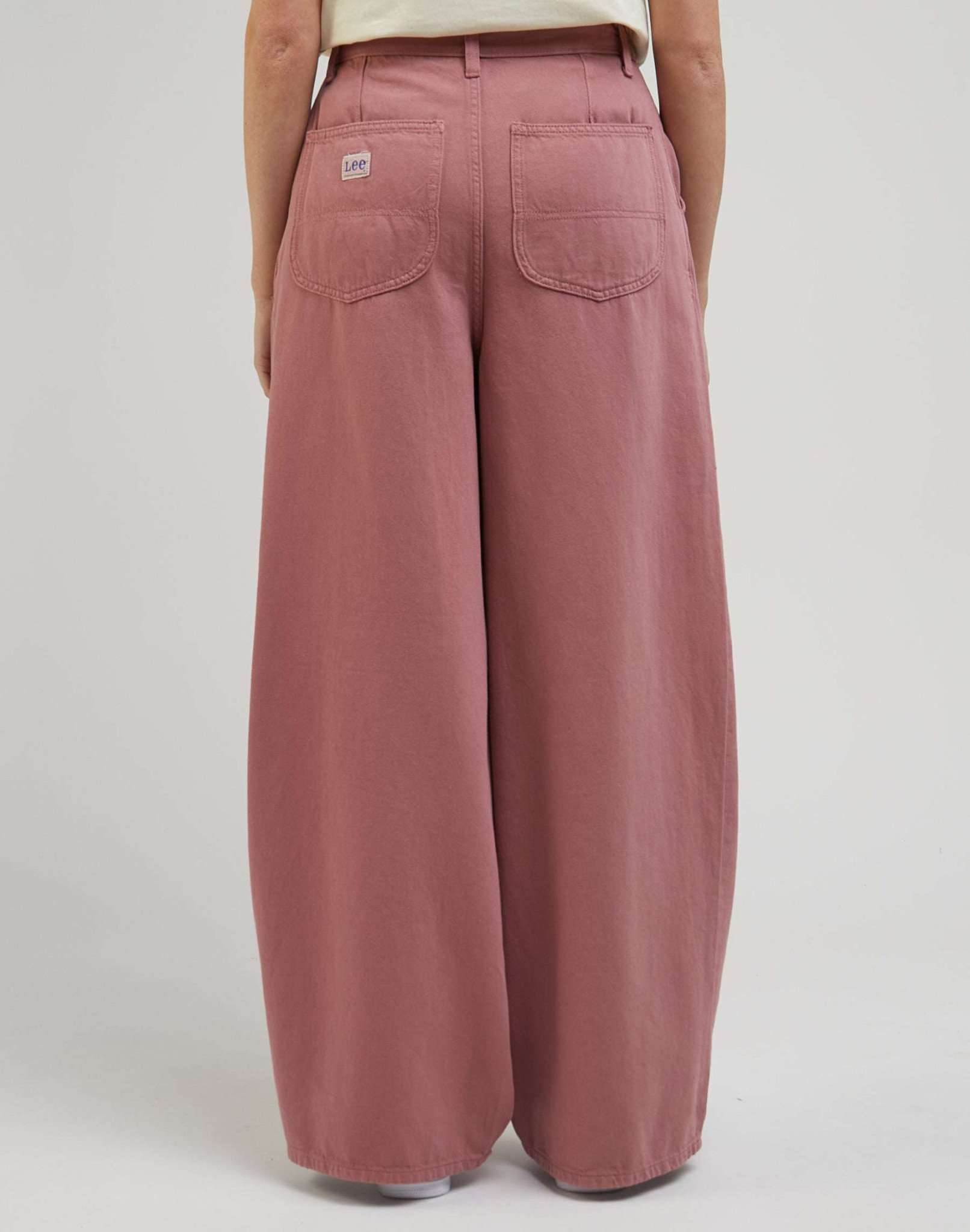 Pantaloni chino rilassati in malva scuro Lee