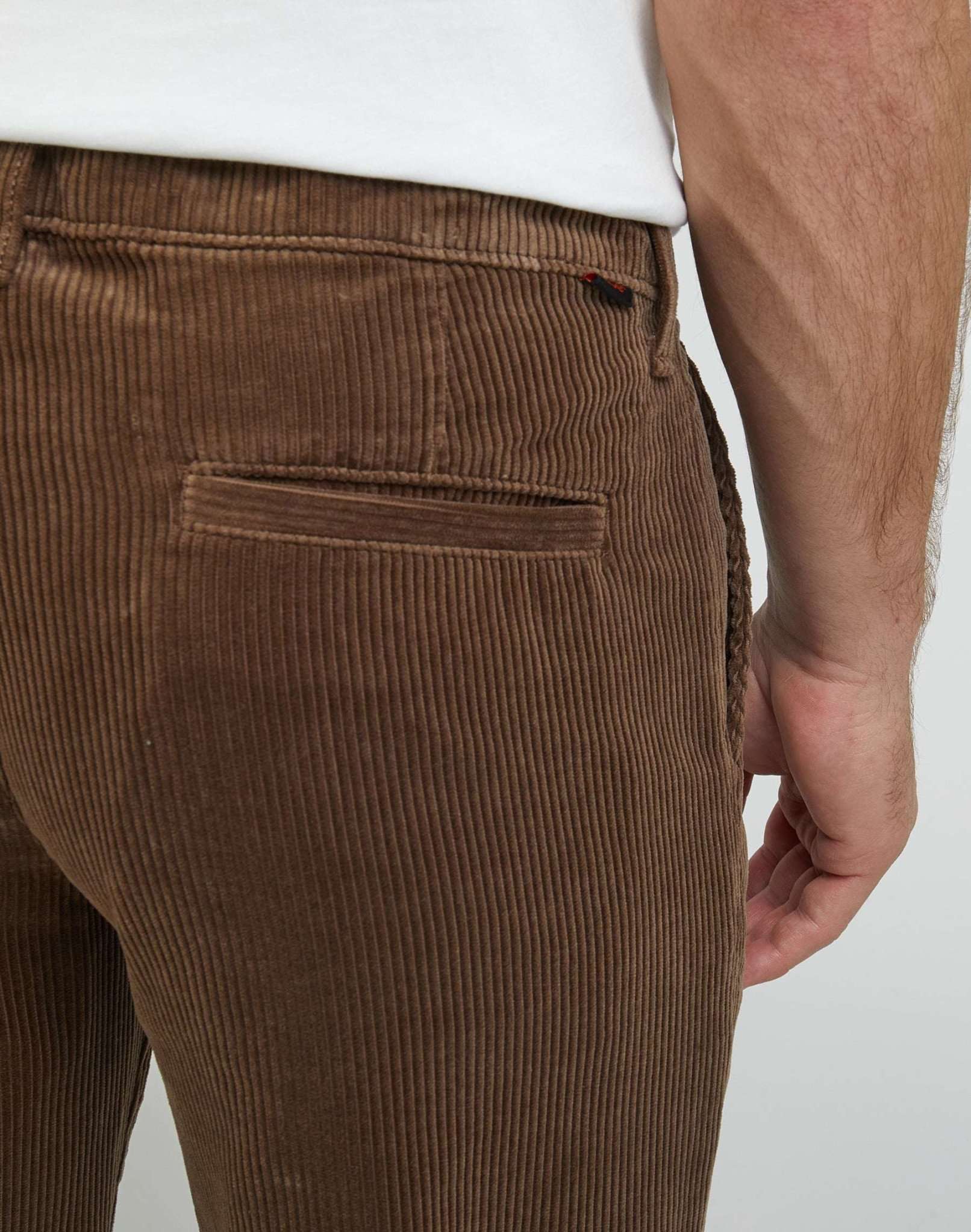 Pantaloni chino regular in tartufo Lee