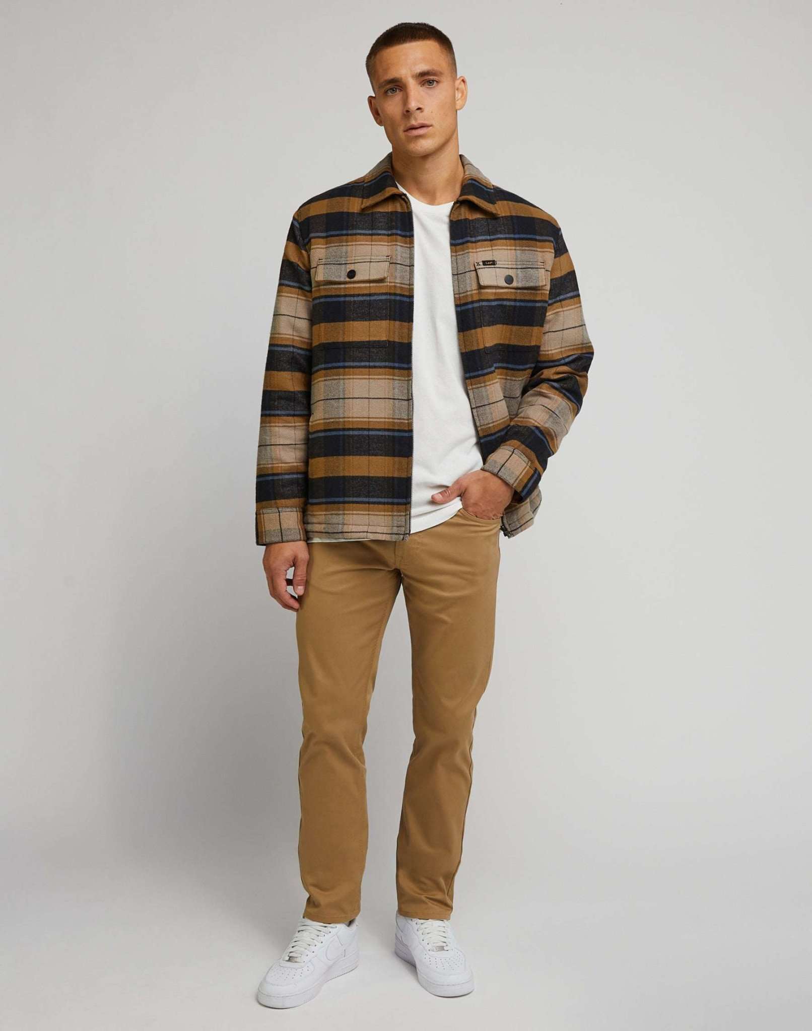 Daren in pantaloni d'argilla Lee