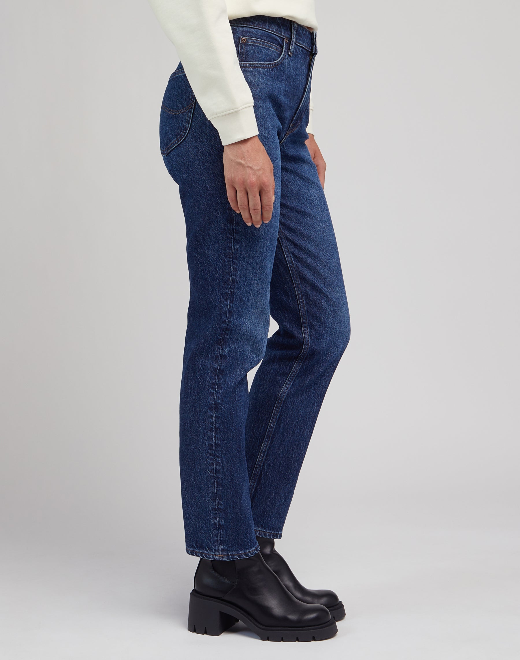 Carol in jeans Dark Humour Lee