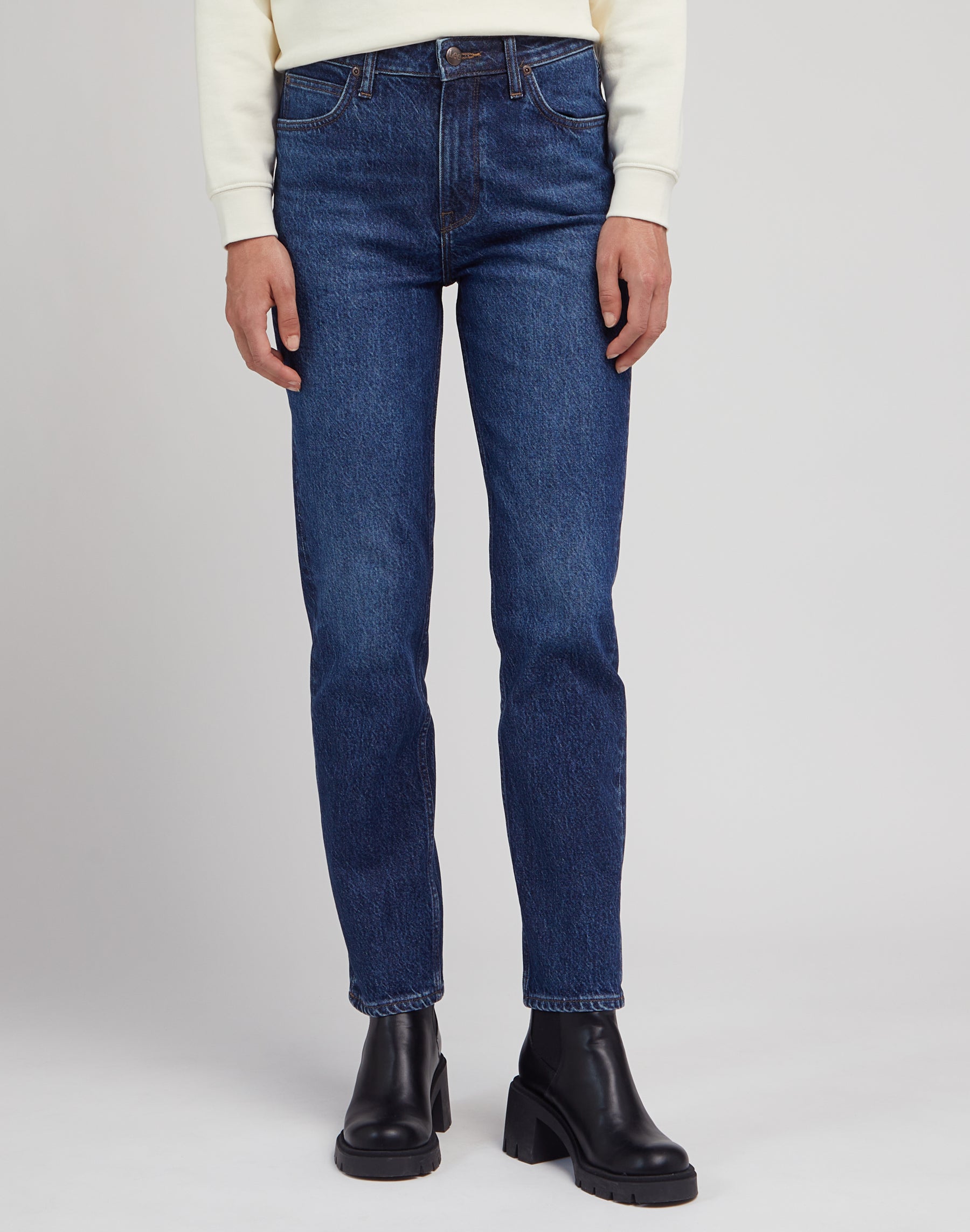 Carol in jeans Dark Humour Lee