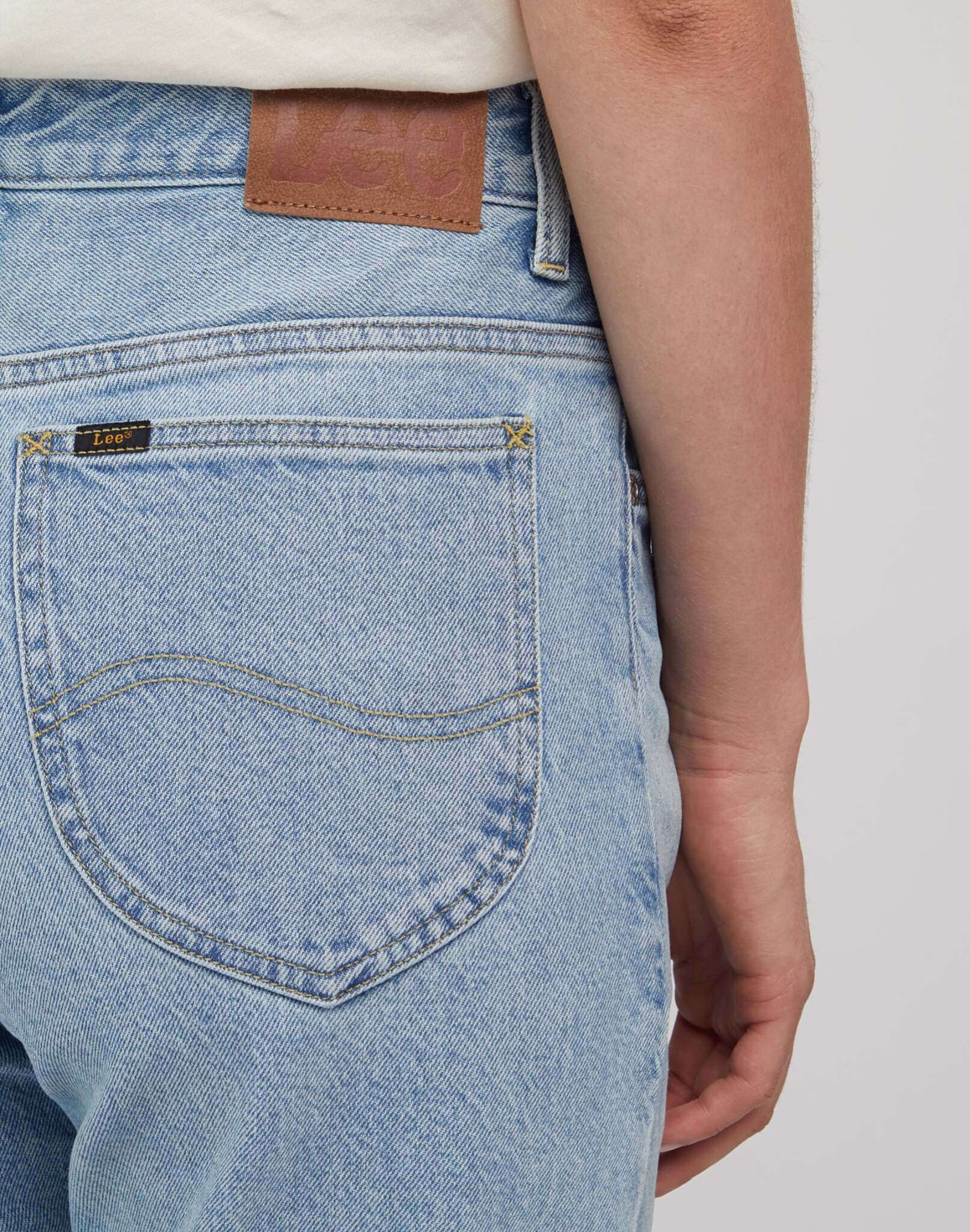 Rider Classic in jeans Light The Way Lee