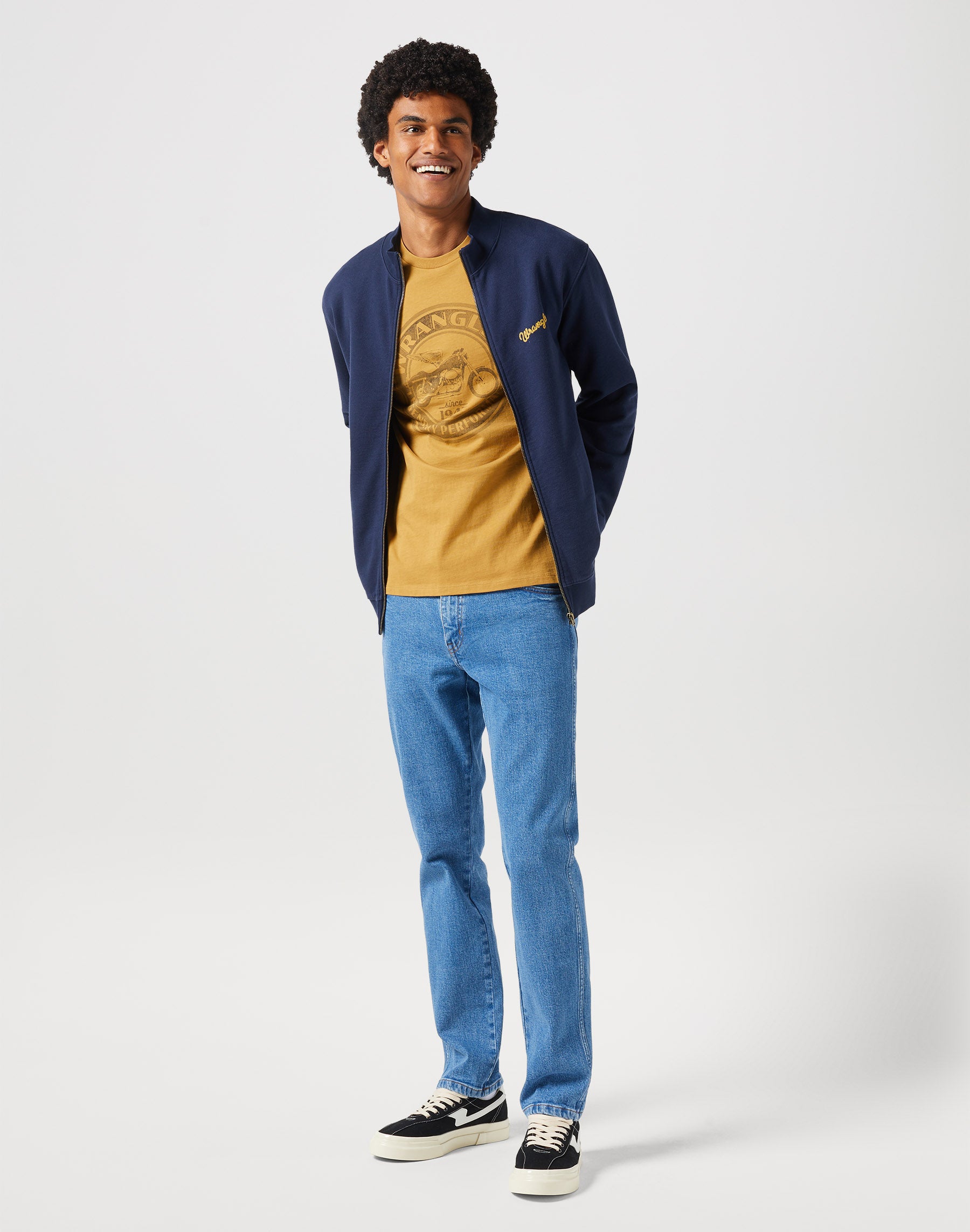 Zip con collo a imbuto in giacche di felpa Wrangler in blu.