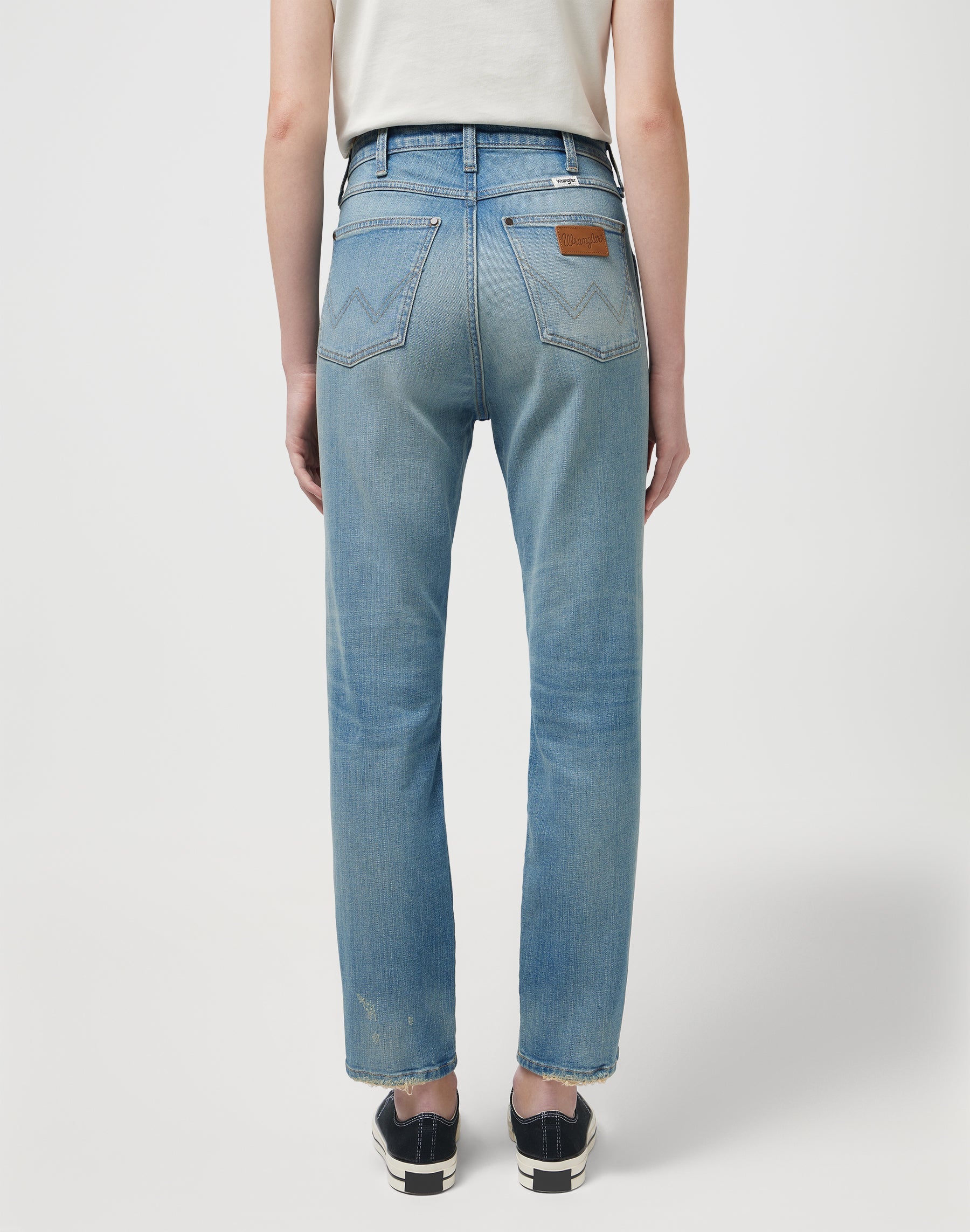 Walker in Filthy Blues Jeans Wrangler