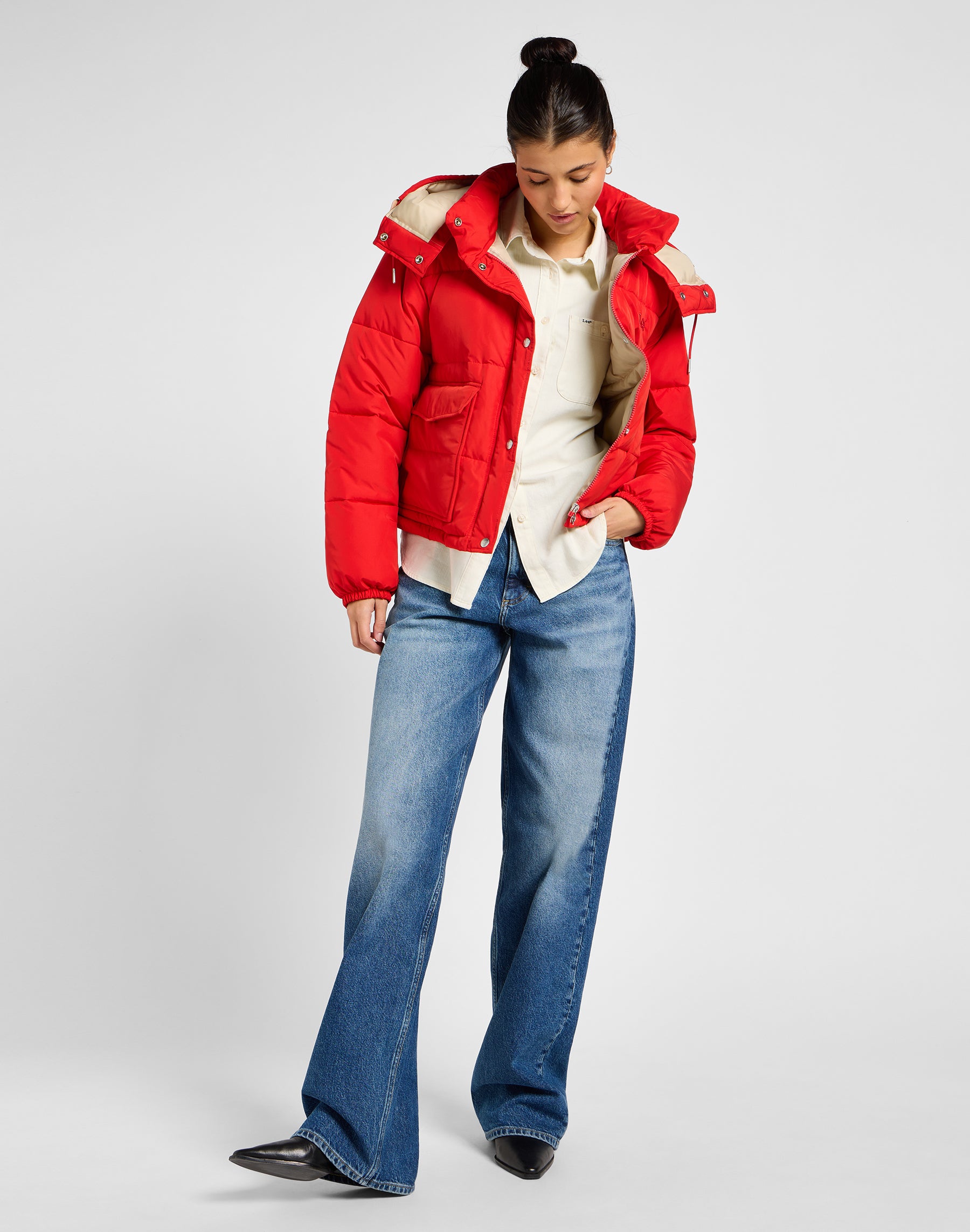 Puffer corto con cappuccio in vero rosso Lee