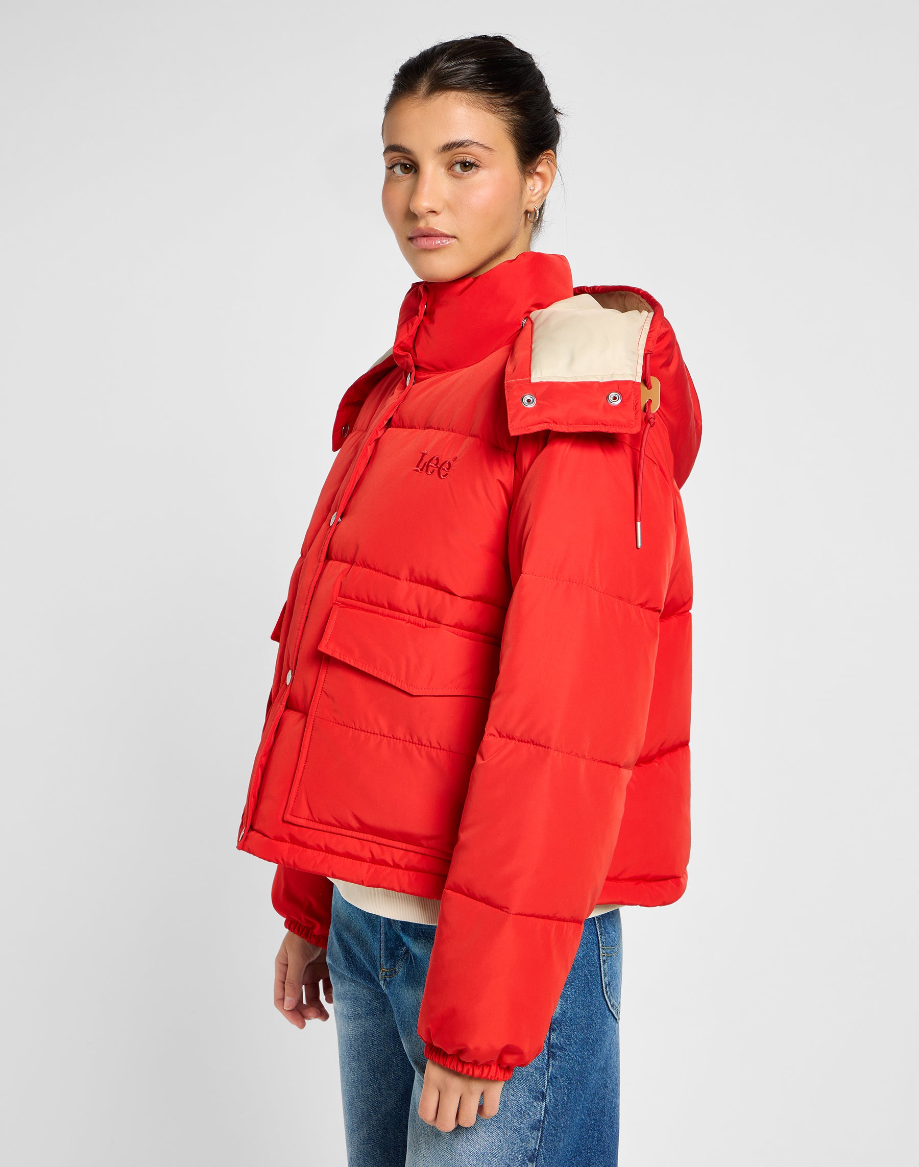 Puffer corto con cappuccio in vero rosso Lee