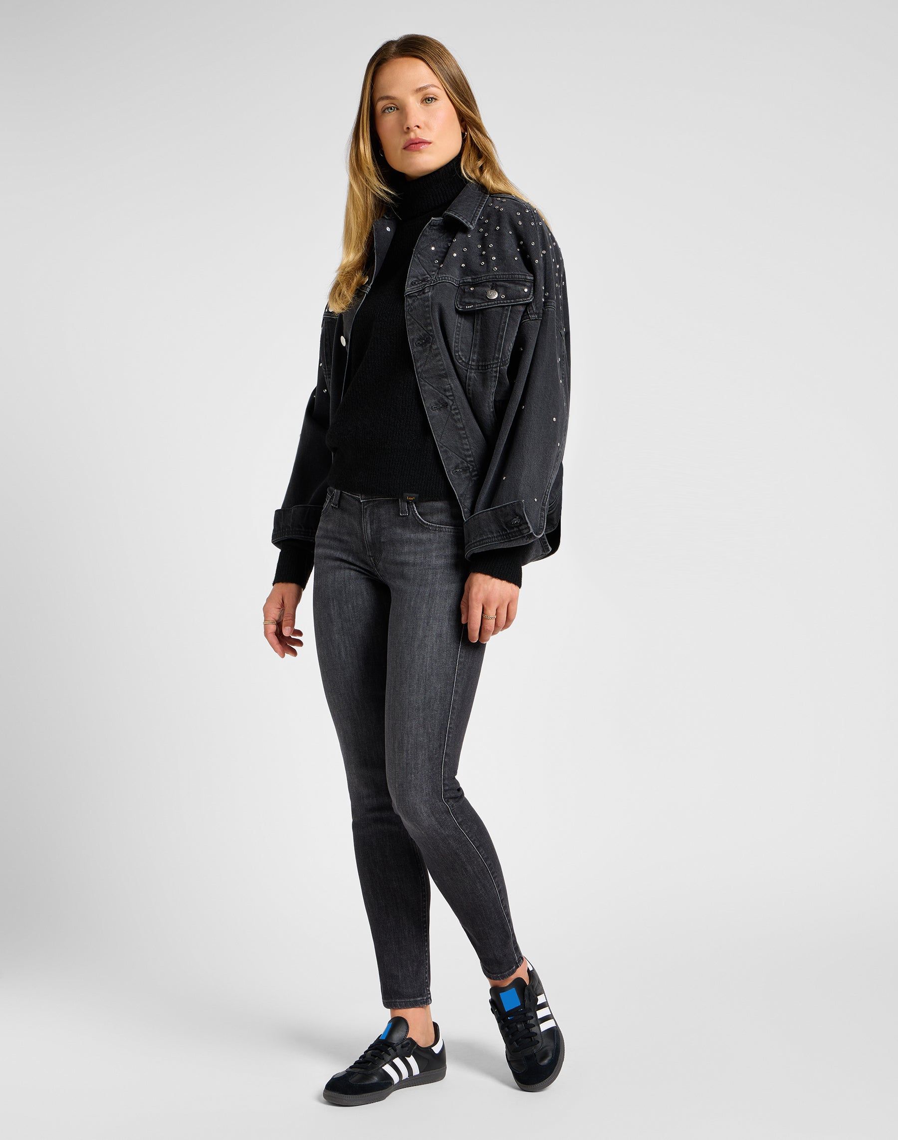 Rossella in jeans Last Strike Lee
