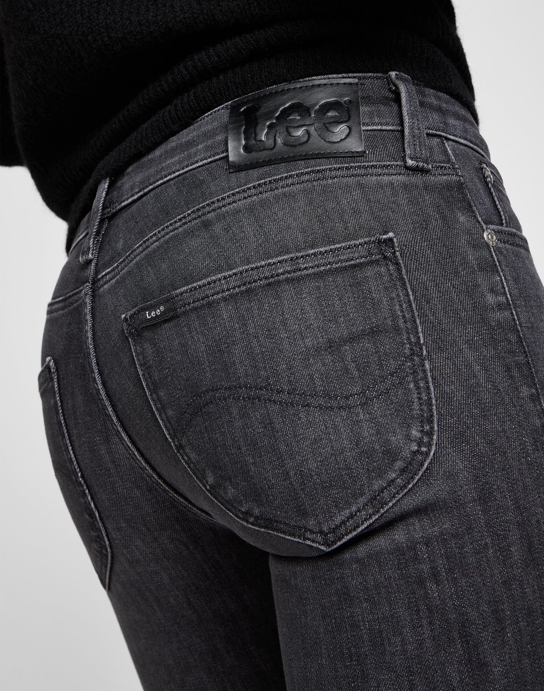 Rossella in jeans Last Strike Lee