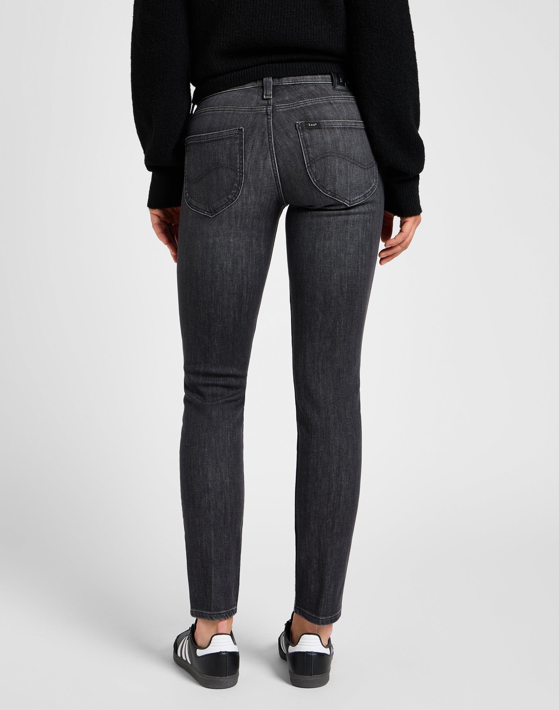 Rossella in jeans Last Strike Lee