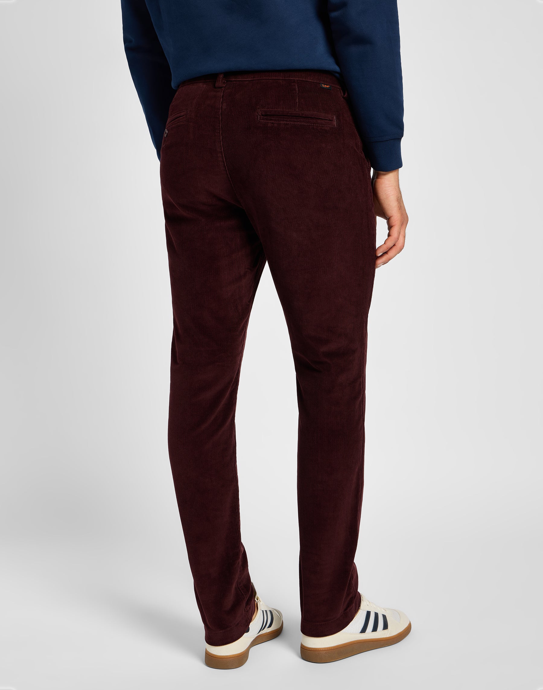 Pantaloni chino slim in velluto Beet Lee