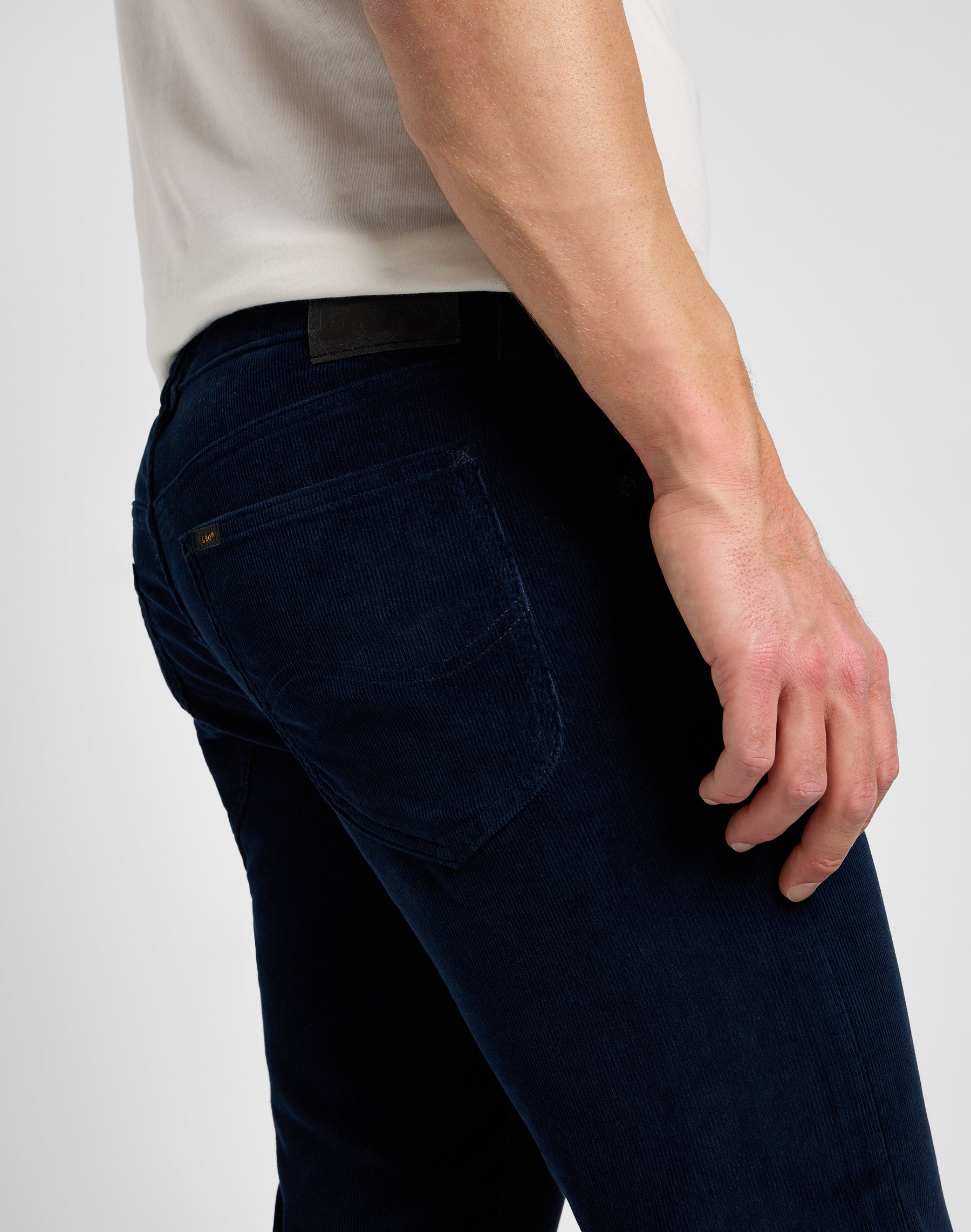 Pantaloni Daren Zip Fly in Rivet Navy Lee
