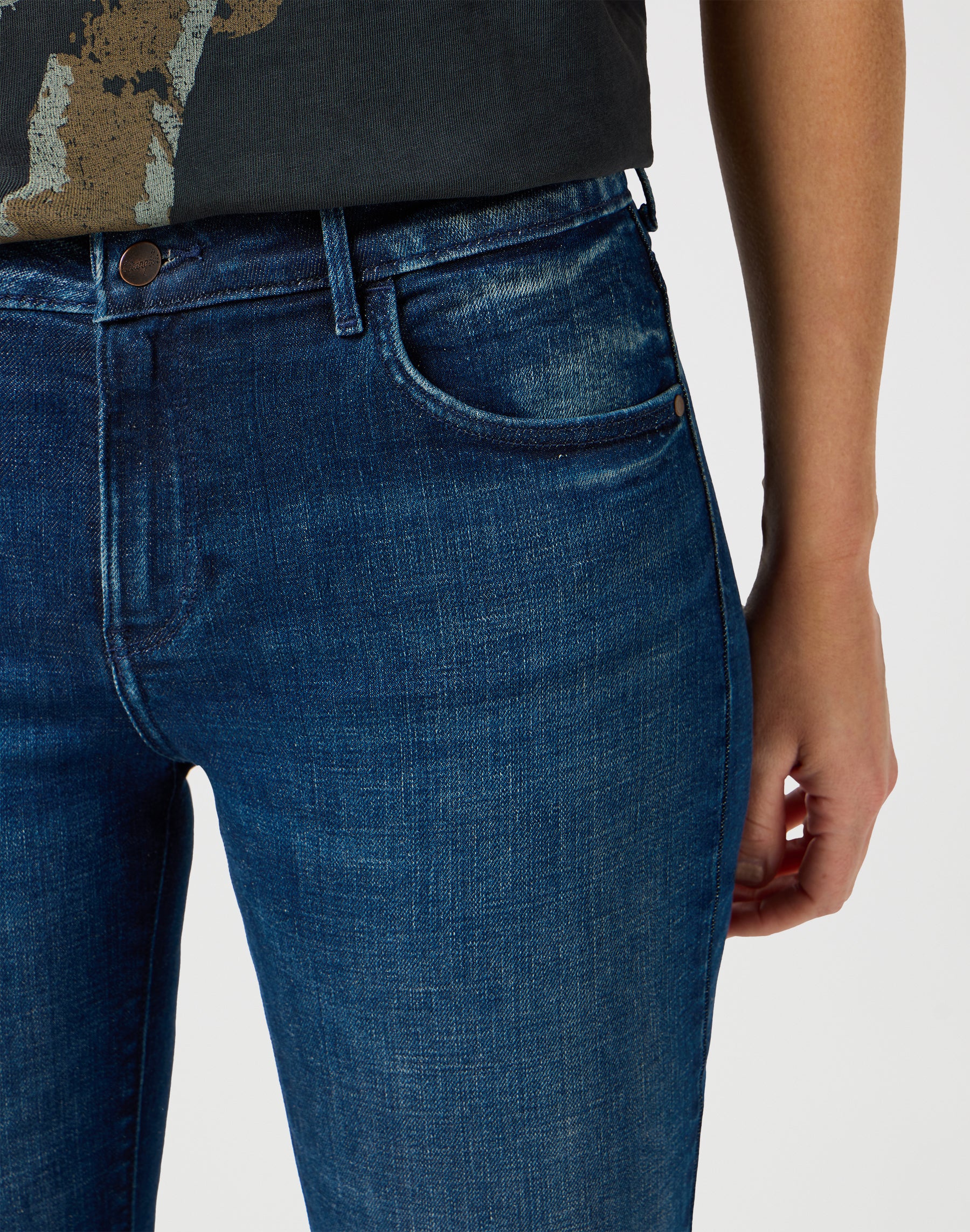 Bootcut in Slate Tint Jeans Wrangler