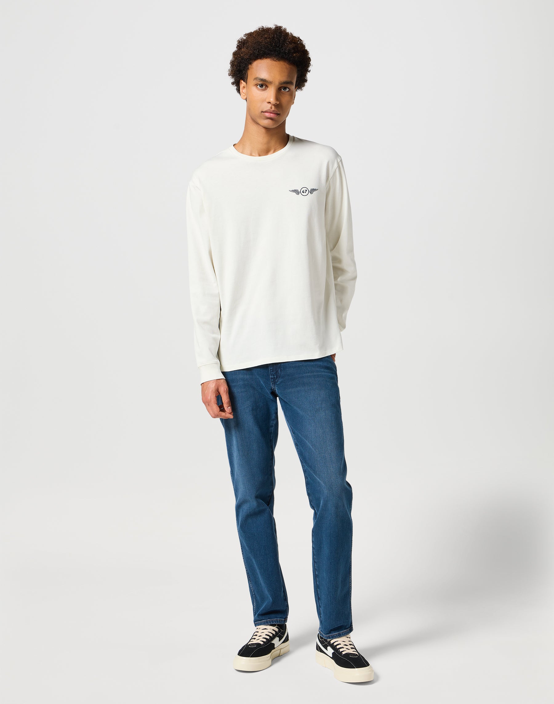 Maglietta grafica a maniche lunghe in bianco vintage Magliette Wrangler