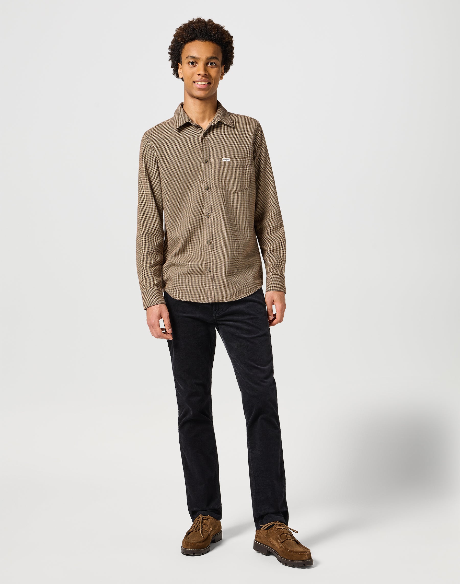 Greensboro in pantaloni neri Wrangler
