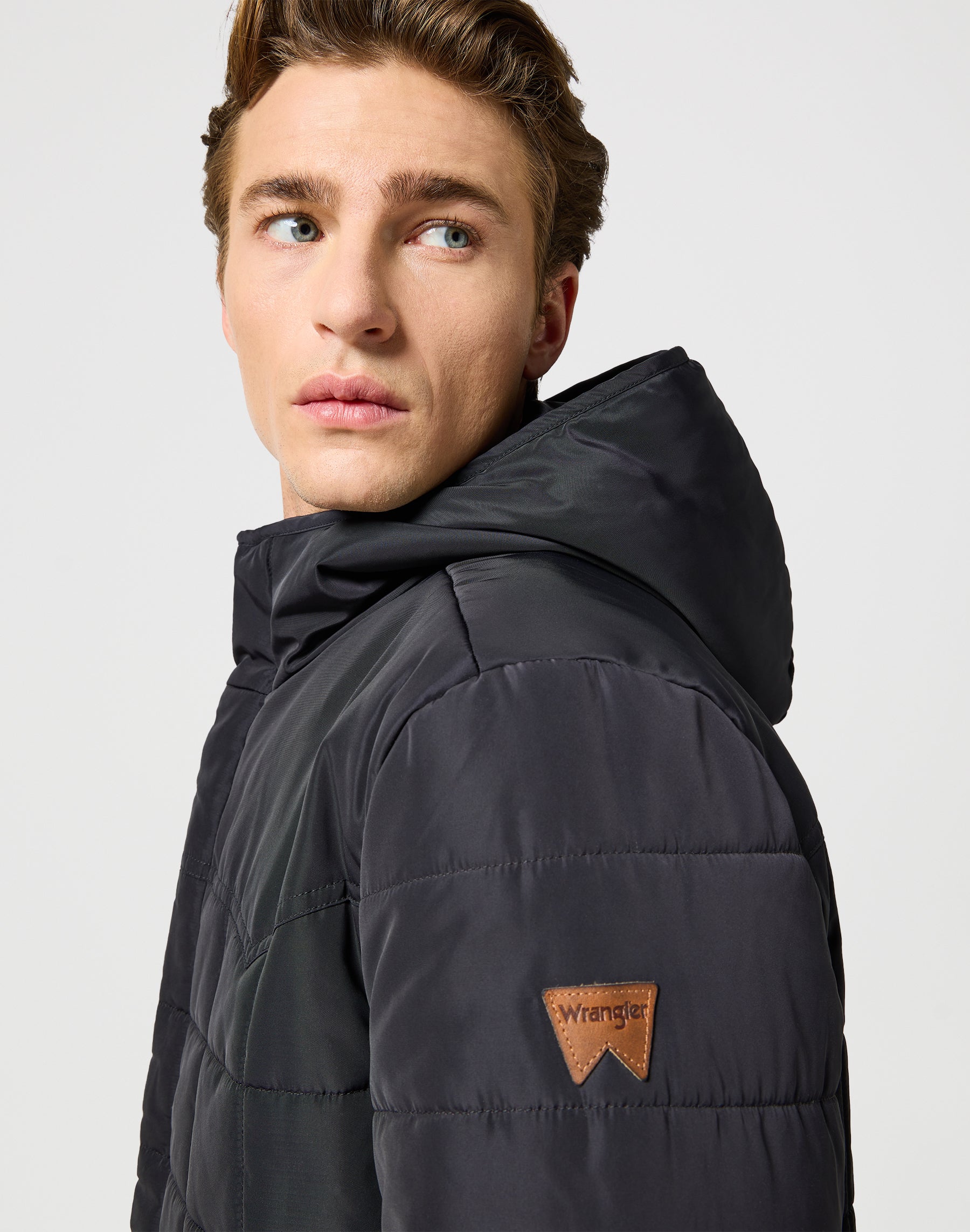 Puffer di transizione in giacca nera Wrangler