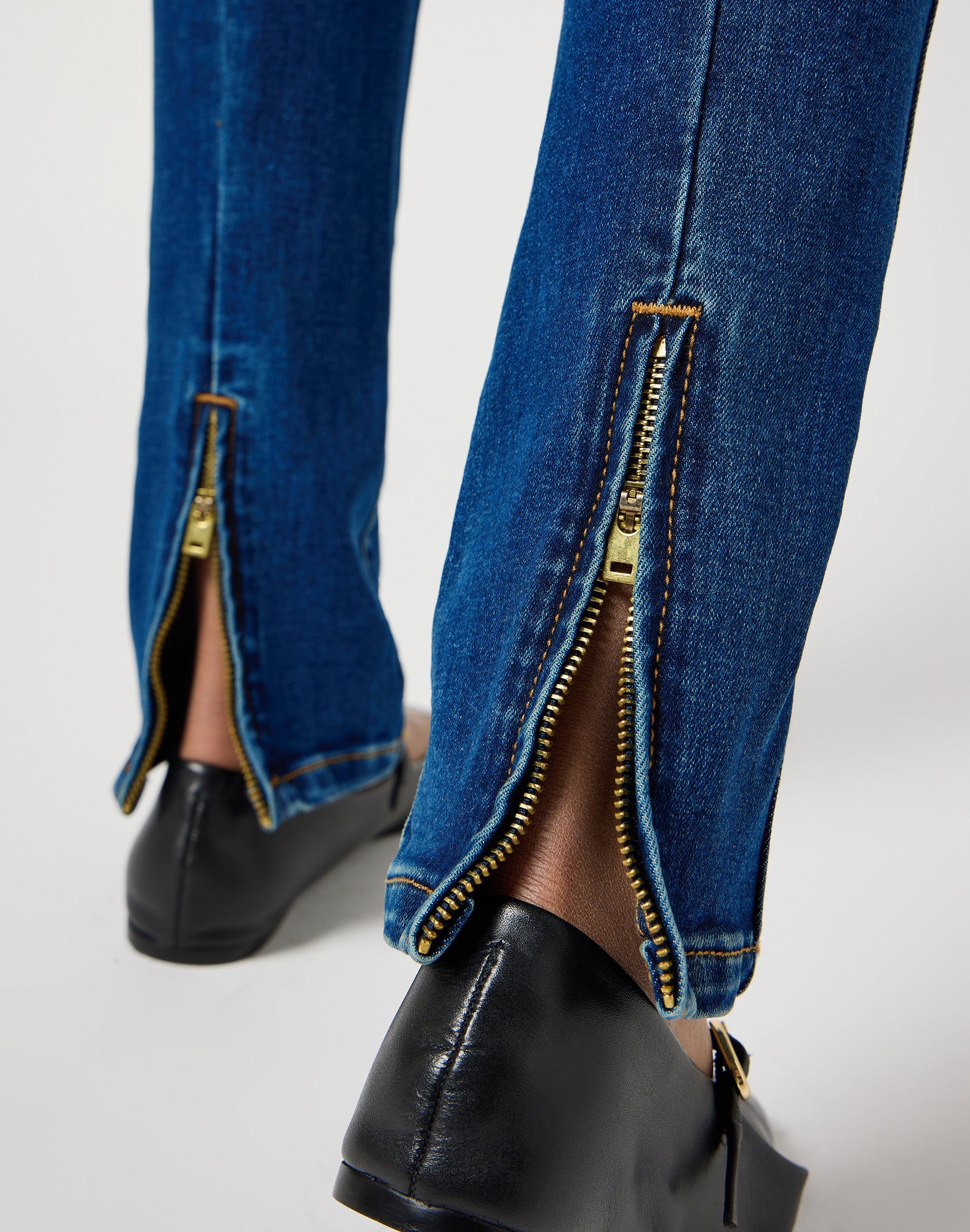 Spat Jean in Howdy Honey Jeans Wrangler