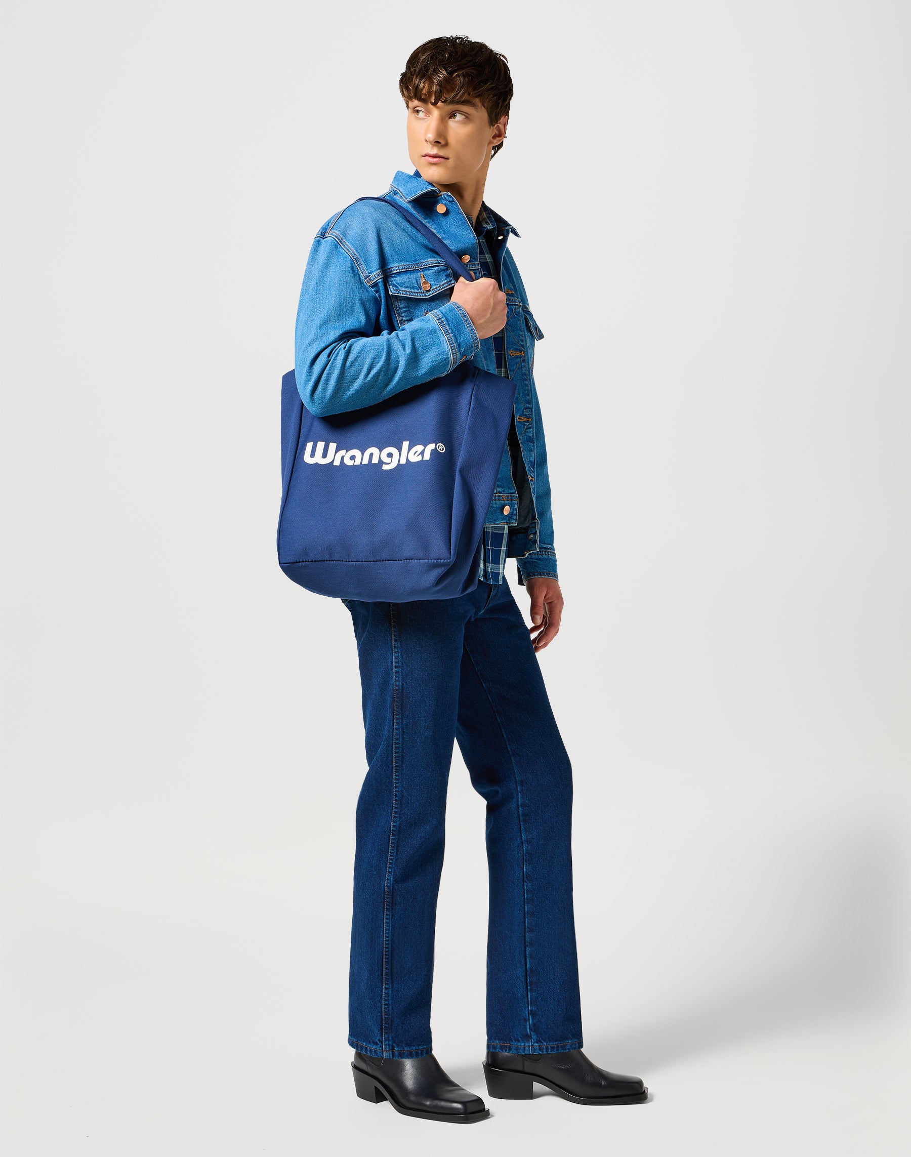 13MWZ in pietra scura Jeans Wrangler