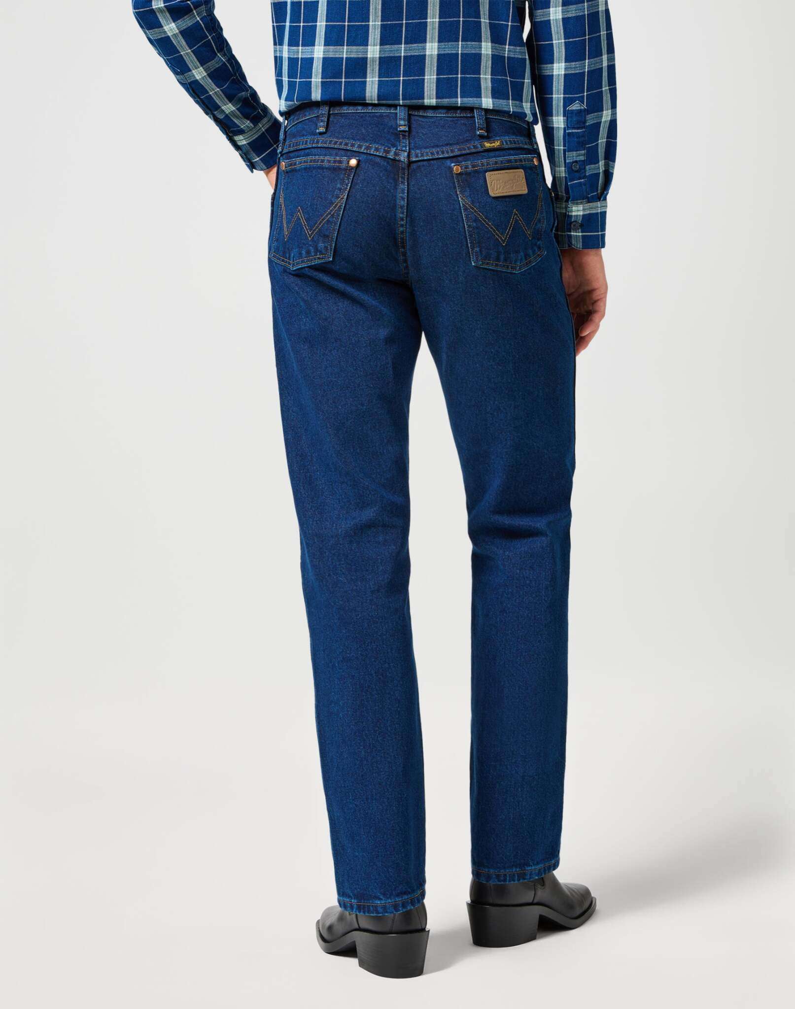 13MWZ in pietra scura Jeans Wrangler