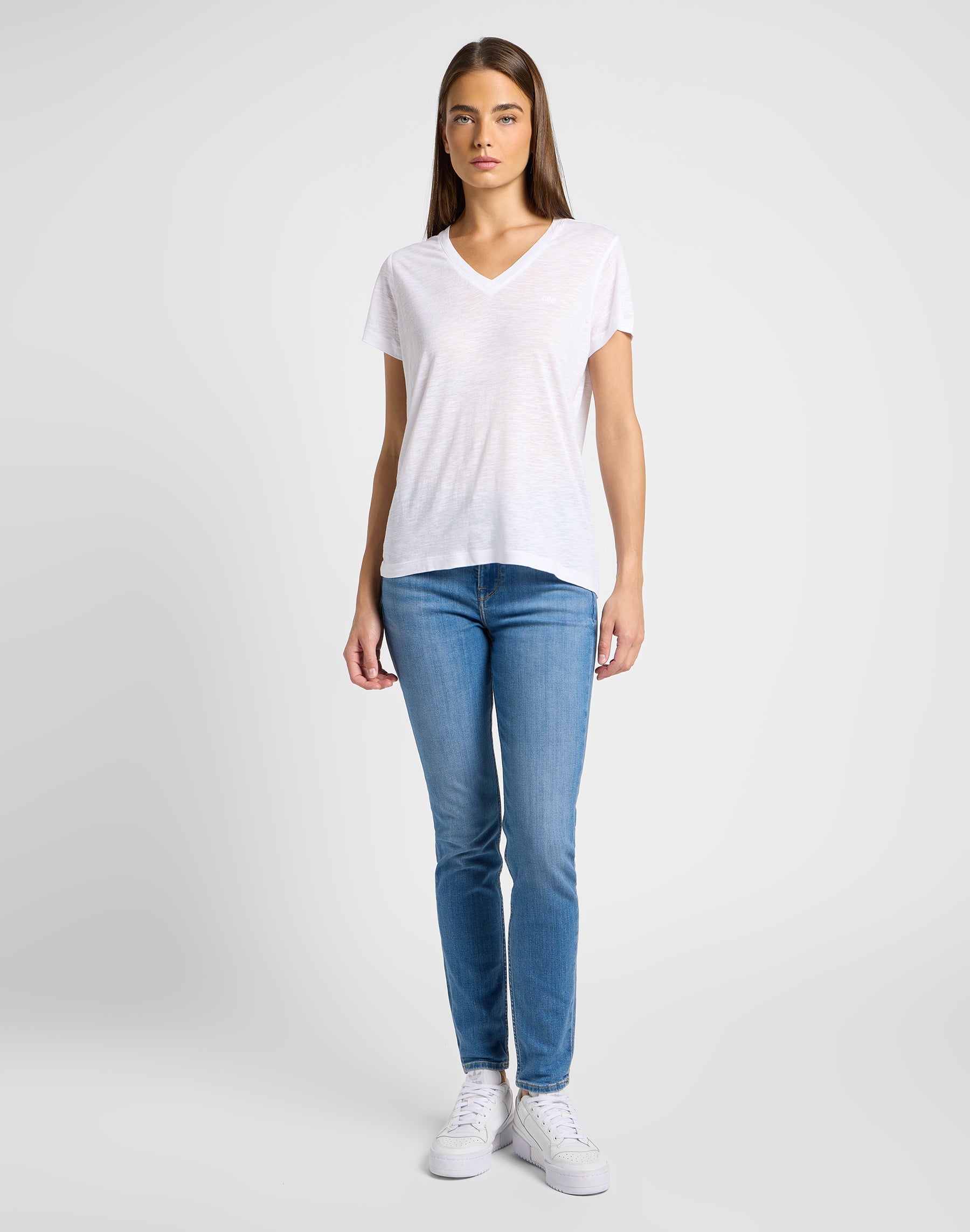 T-shirt con scollo a V in bianco brillante Lee