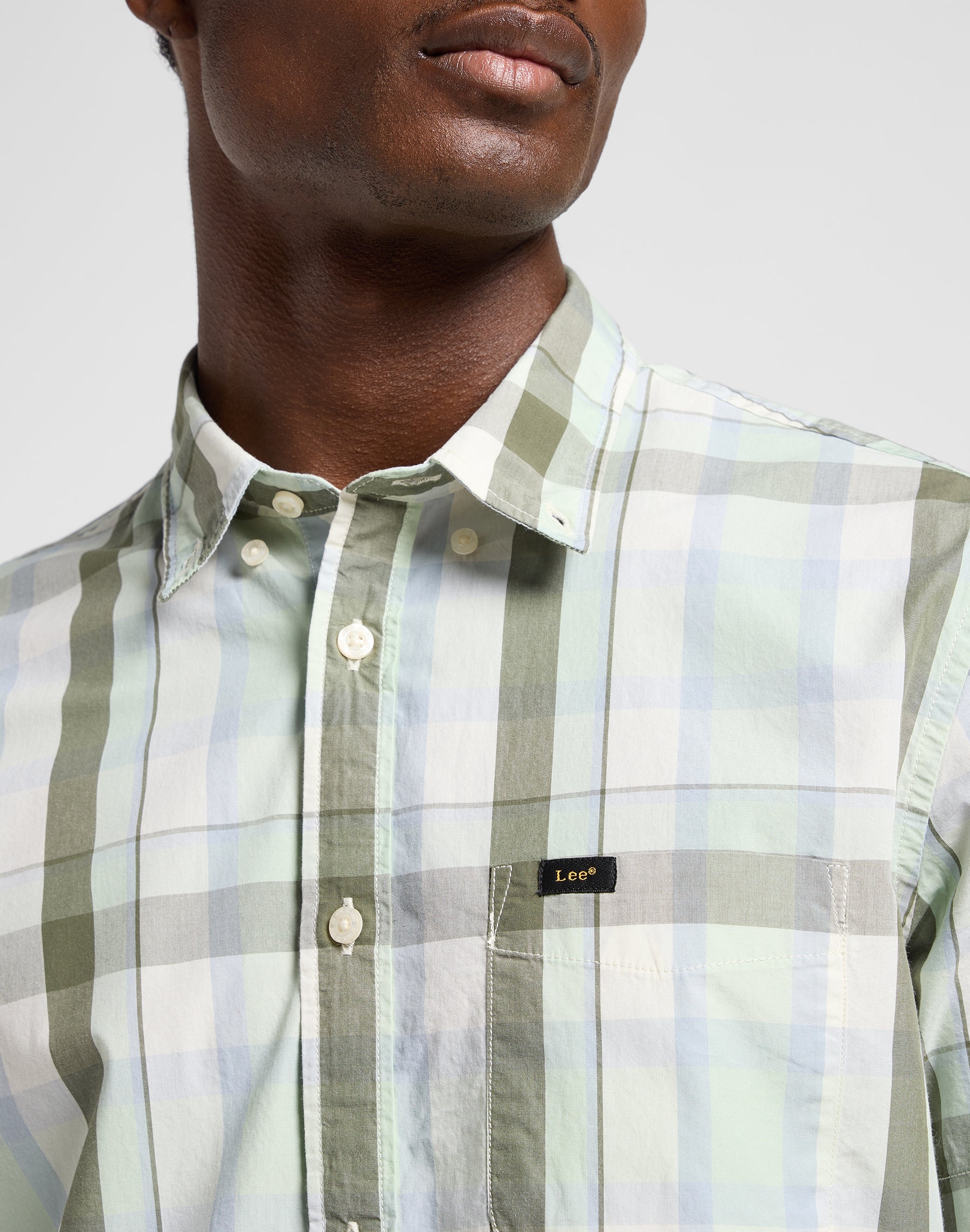 Lee Button Down Ss in Concrete Sage Camicie Lee