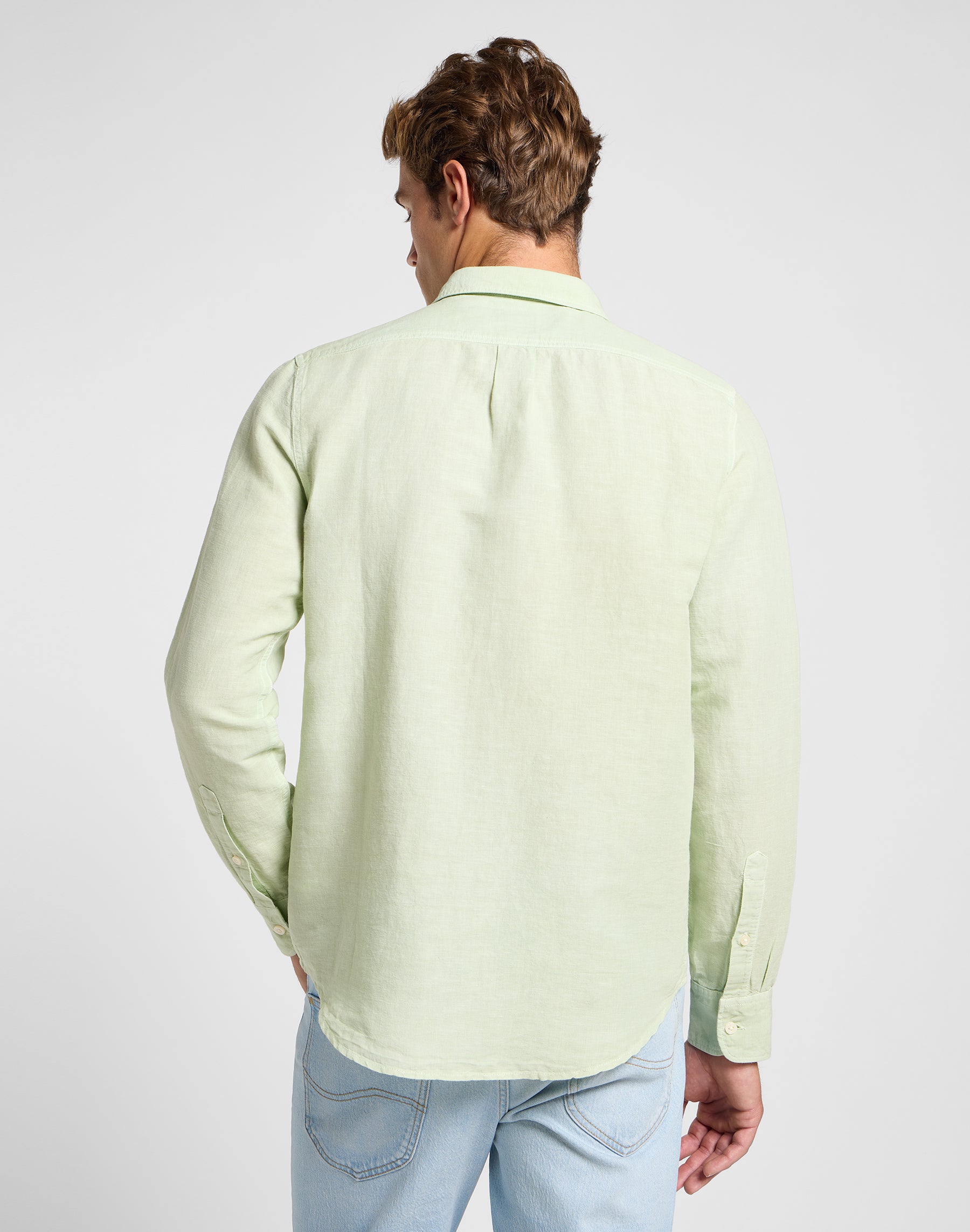 Camicia patch in morbida salvia Lee