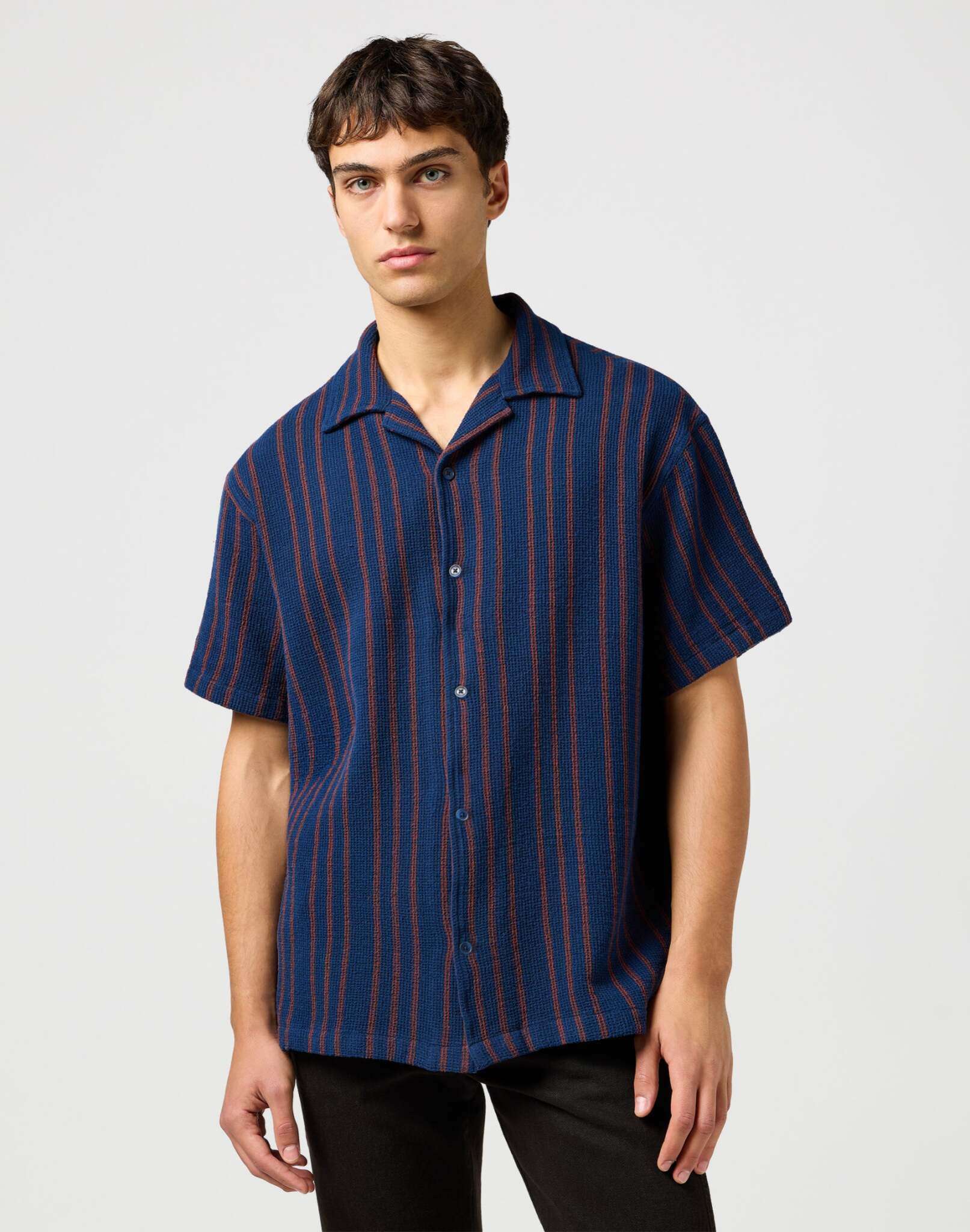Ss Resort Shirt in Navy Stripe Camicie Wrangler