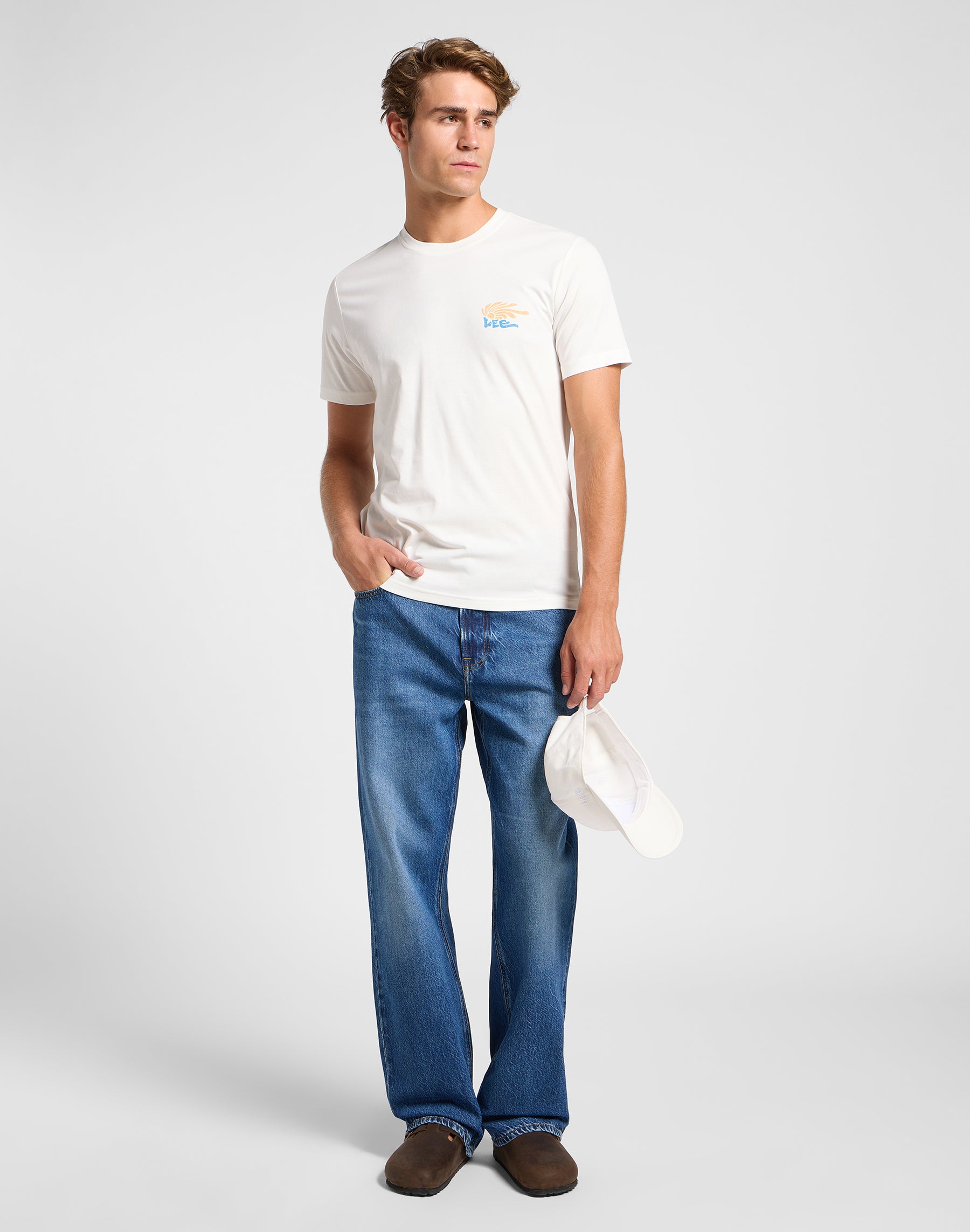 T-shirt media con logo in ecru T-Shirt Lee