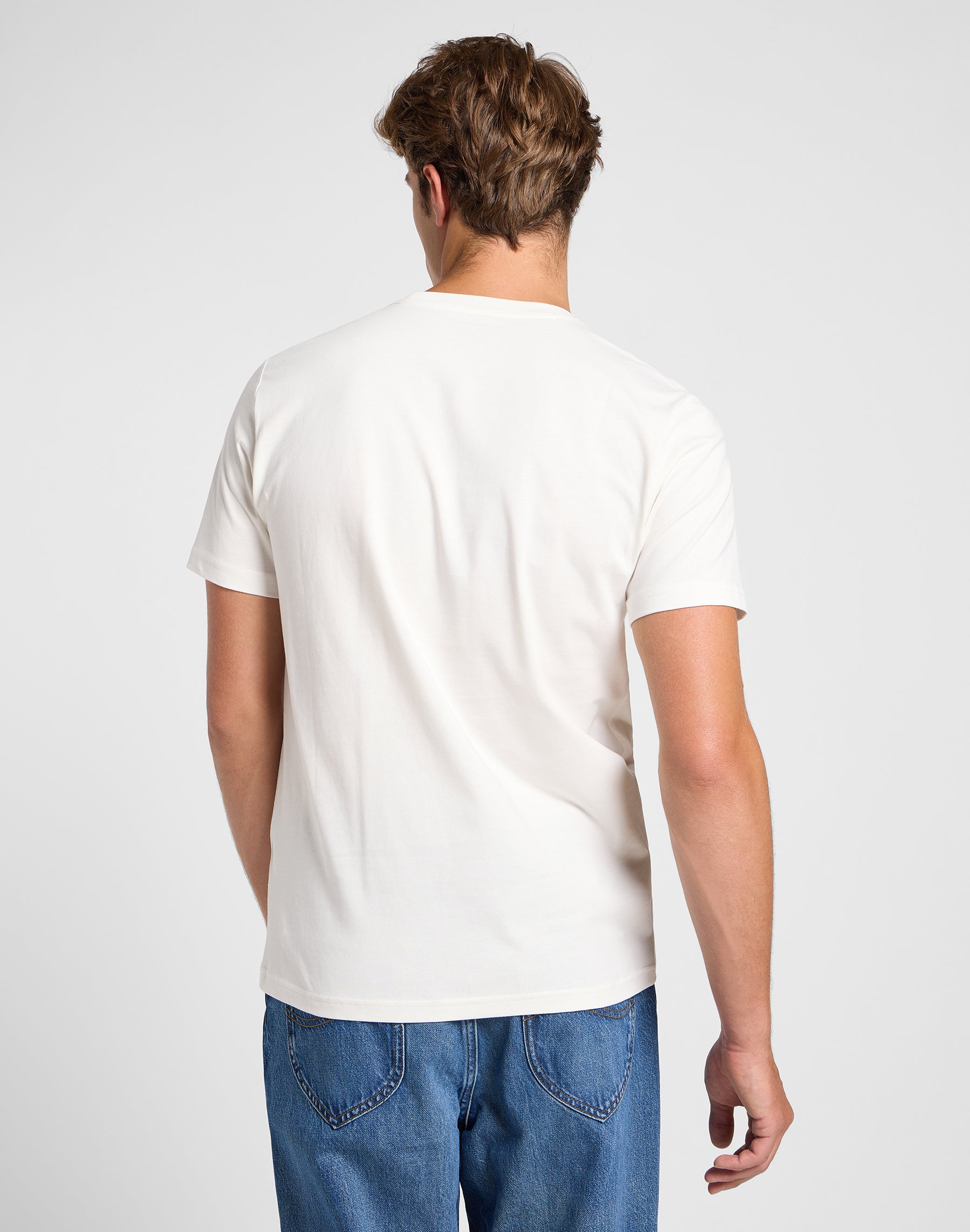 T-shirt media con logo in ecru T-Shirt Lee