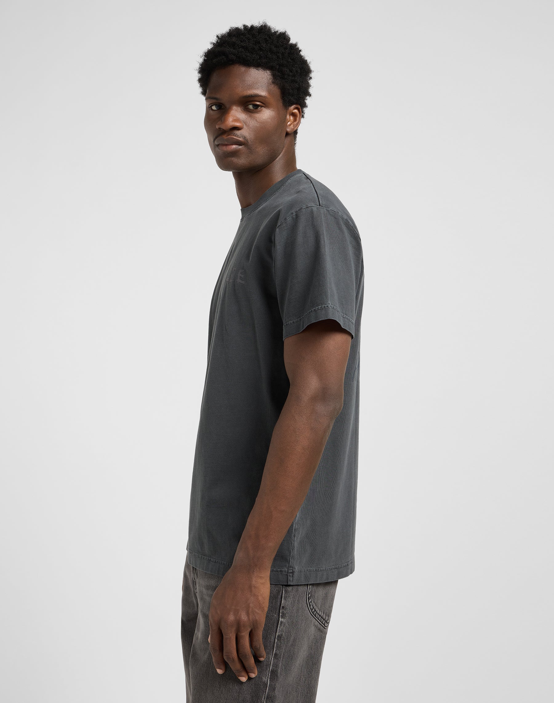 Maglietta grafica rilassata in nero lavato T-Shirt Lee