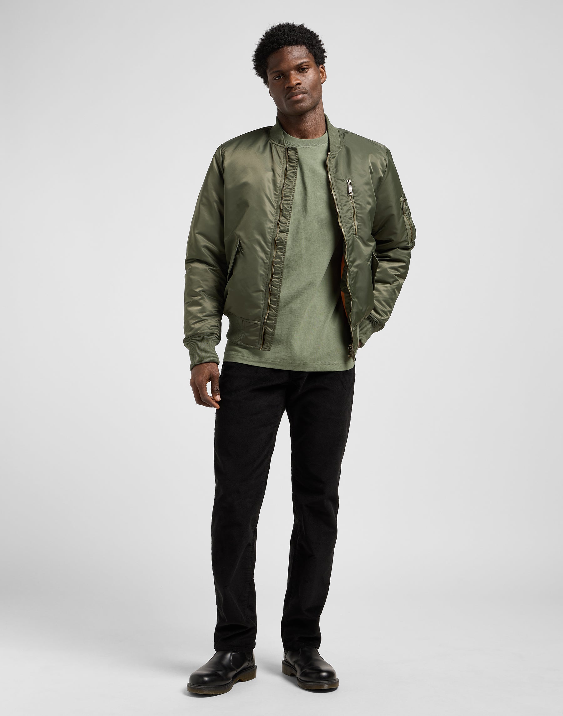 Maglietta con logo Elevated Ess in pietra oliva T-Shirt Lee