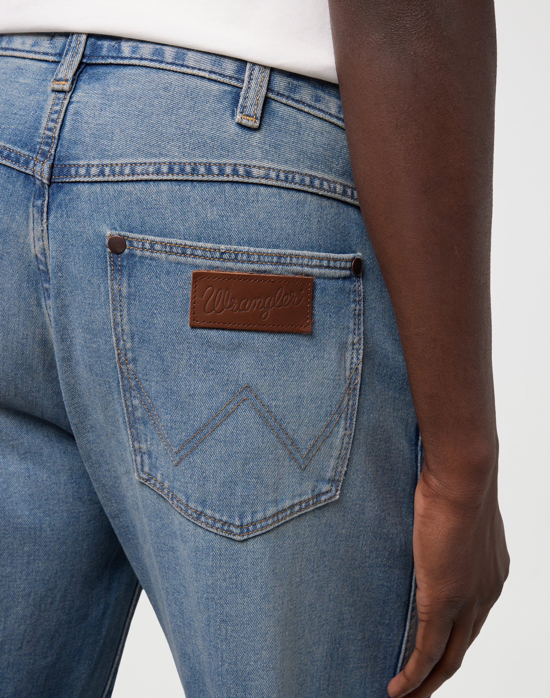 Dritti in Authentic Medium Jeans Wrangler