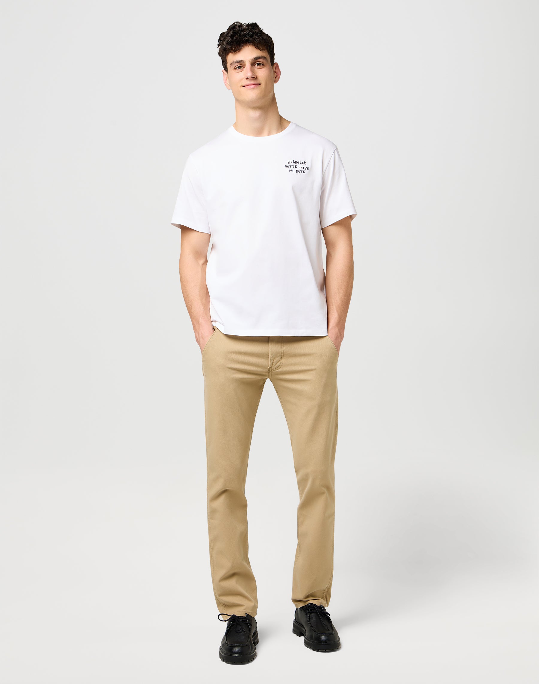 Pantalone chino regular in gesso Wrangler