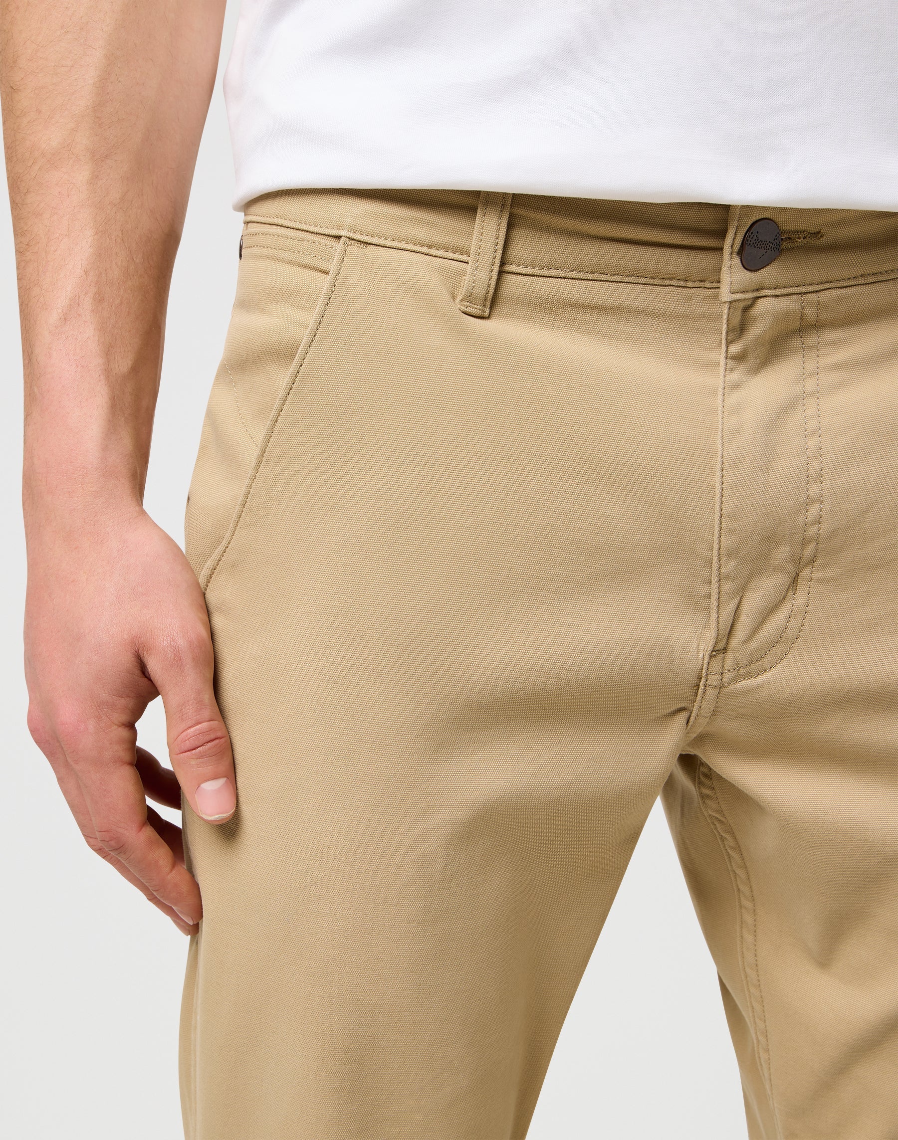 Pantalone chino regular in gesso Wrangler