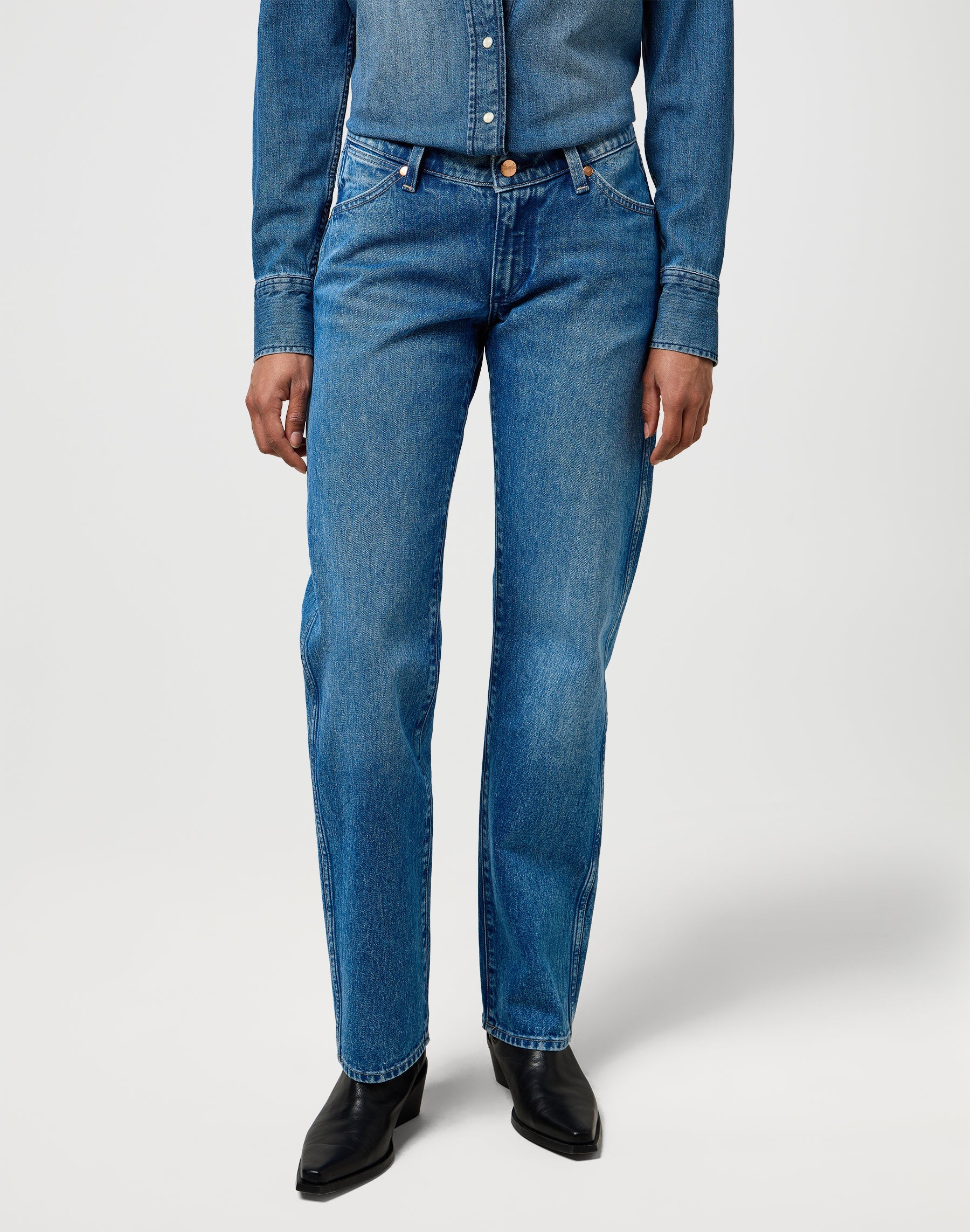 Jeans Cowboy Low Rise in Lasso Lagoon Jeans Wrangler