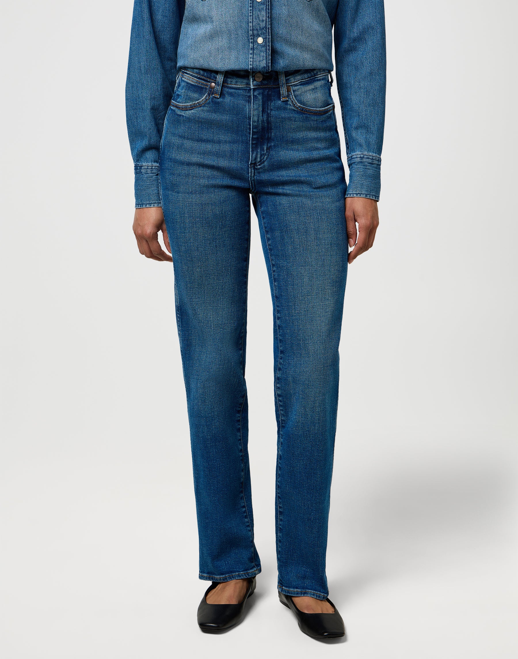 Dritto in Canyon Crest Jeans Wrangler