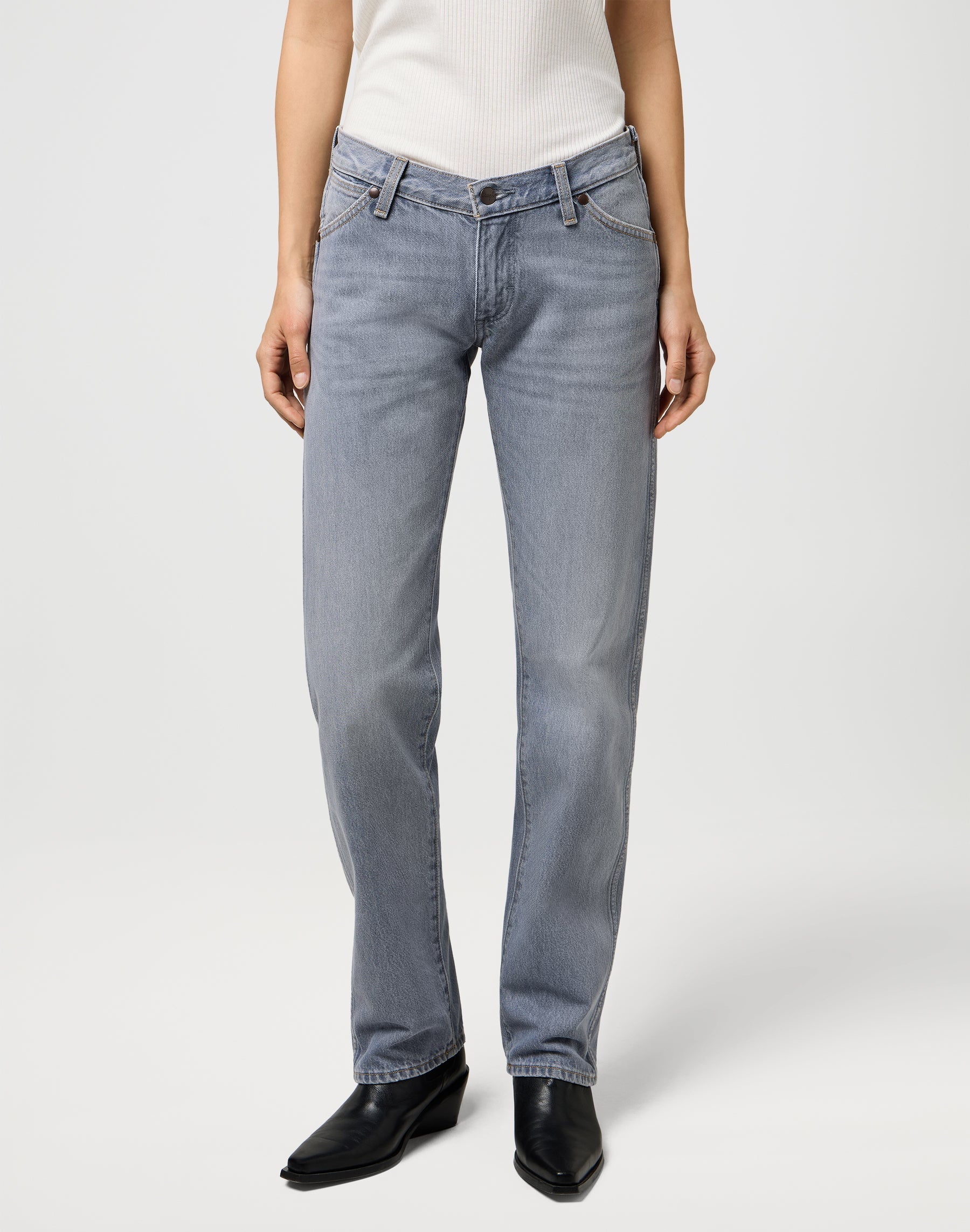 Jeans Cowboy Low Rise in Haute Haze Jeans Wrangler