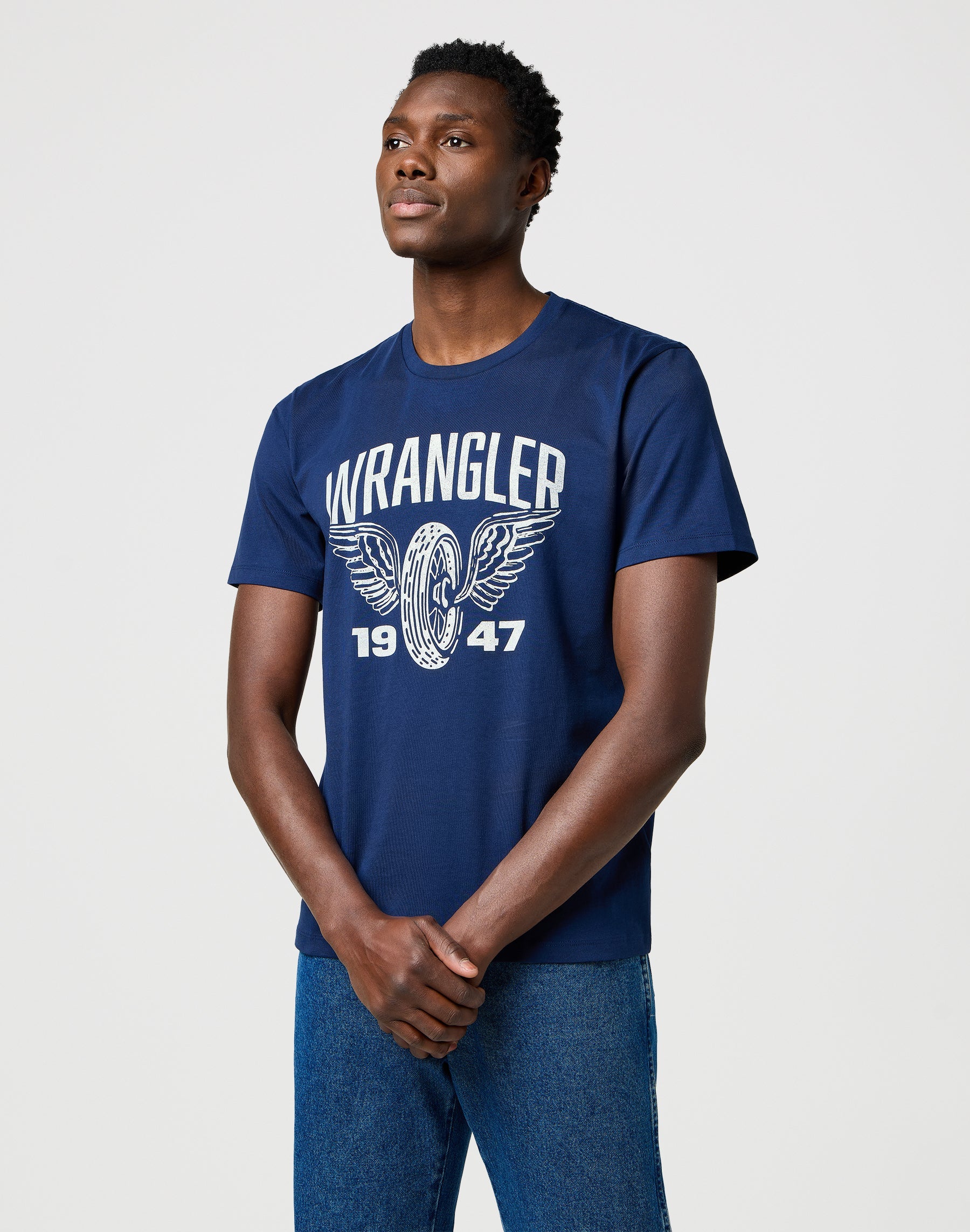 Americana Tee in Navy Magliette Wrangler
