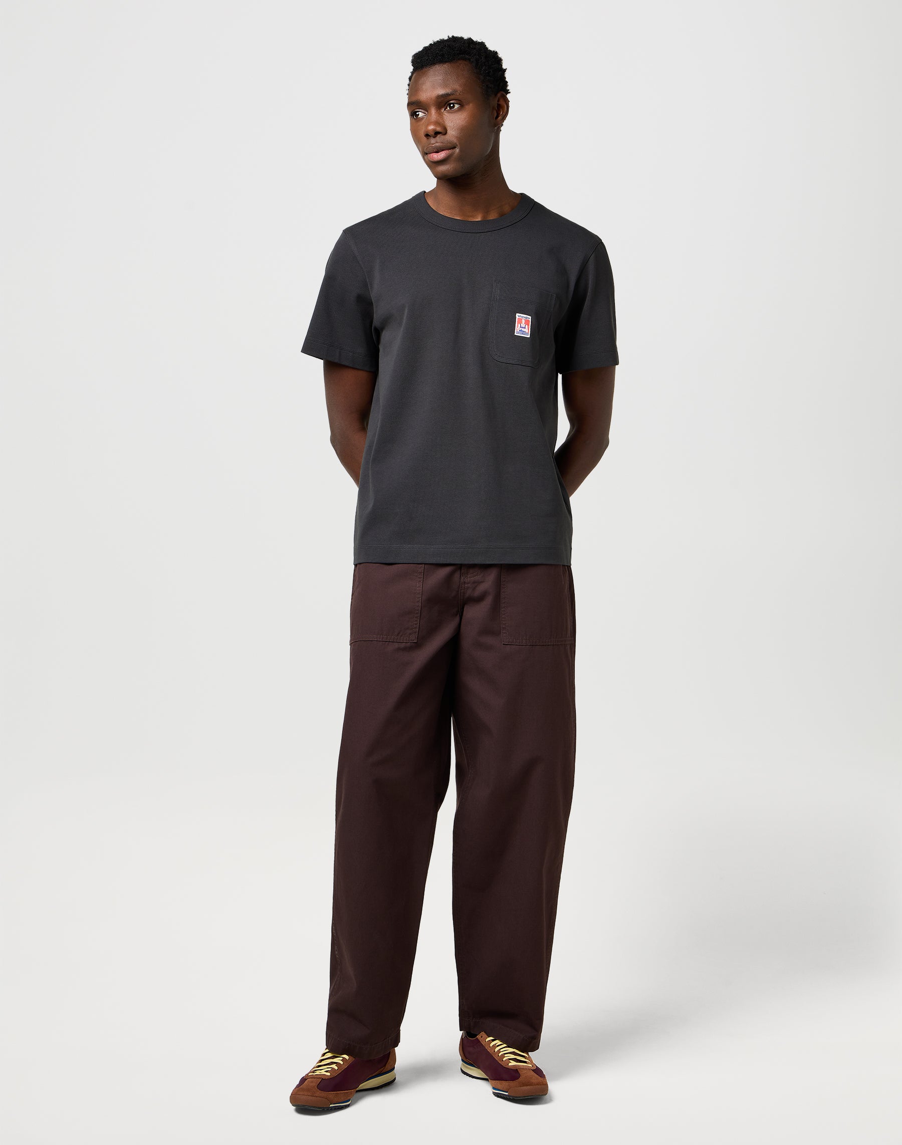 Cj Pocket Tee in nero sbiadito Magliette Wrangler