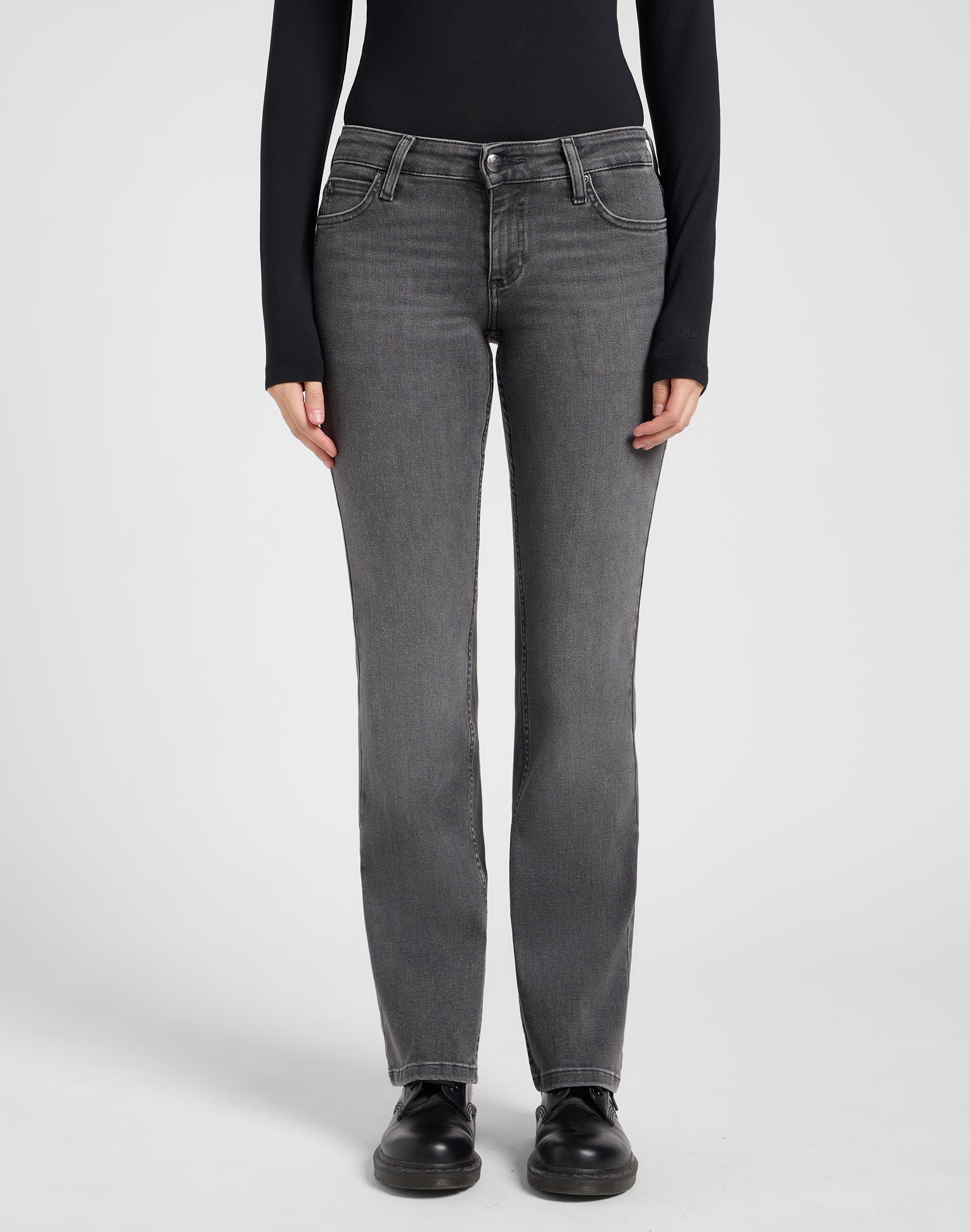 Jessica in jeans grigio squalo Lee
