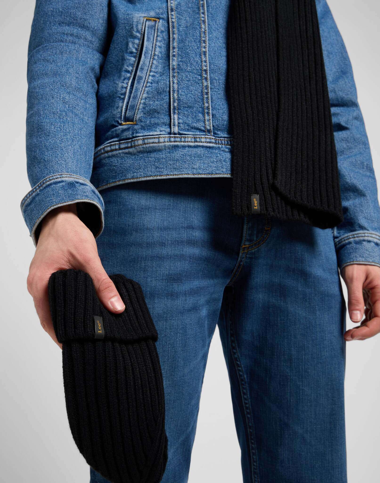 Pacchetto Natale in sciarpe nere Lee