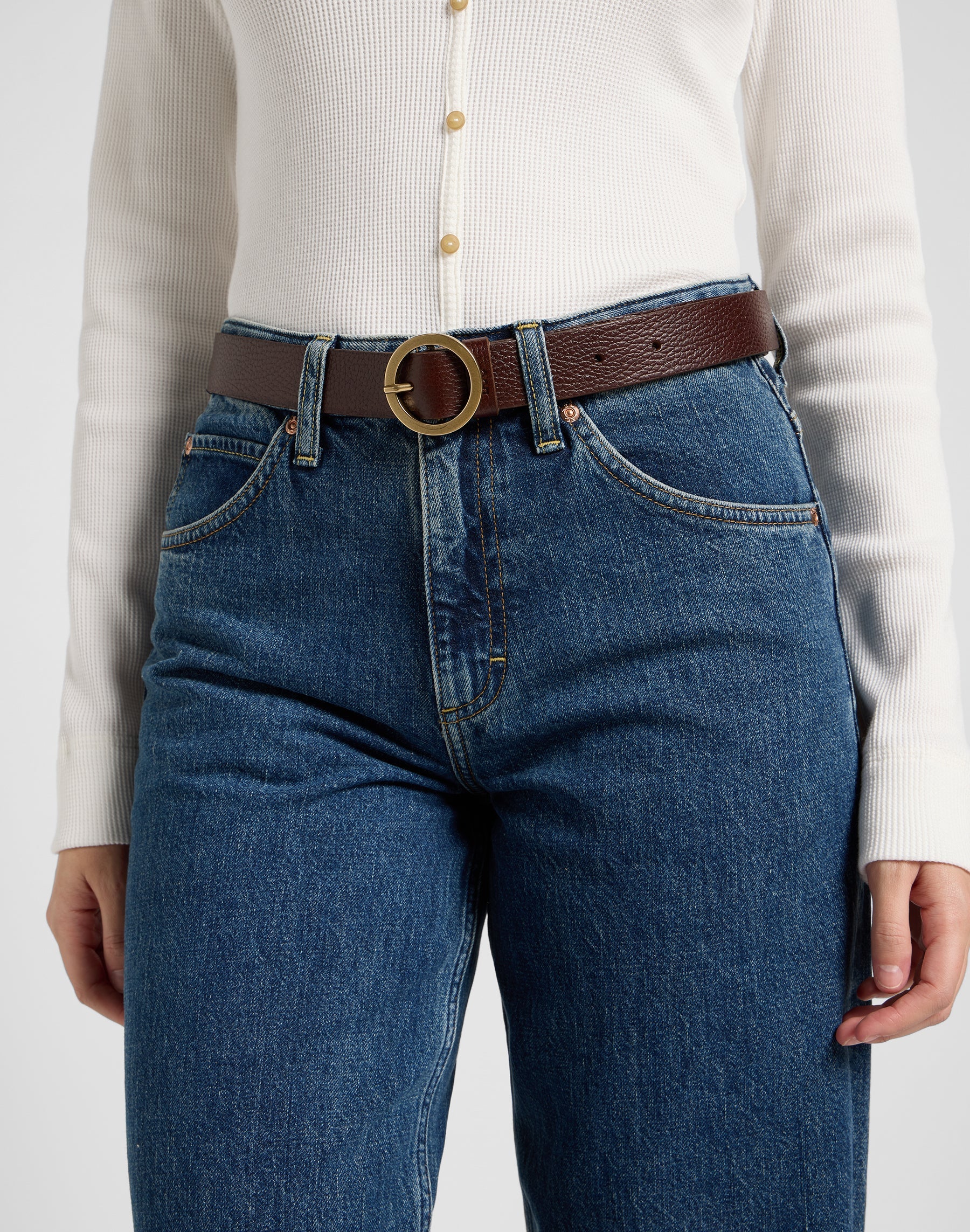 Cintura con fibbia rotonda in marrone scuro Belt Lee